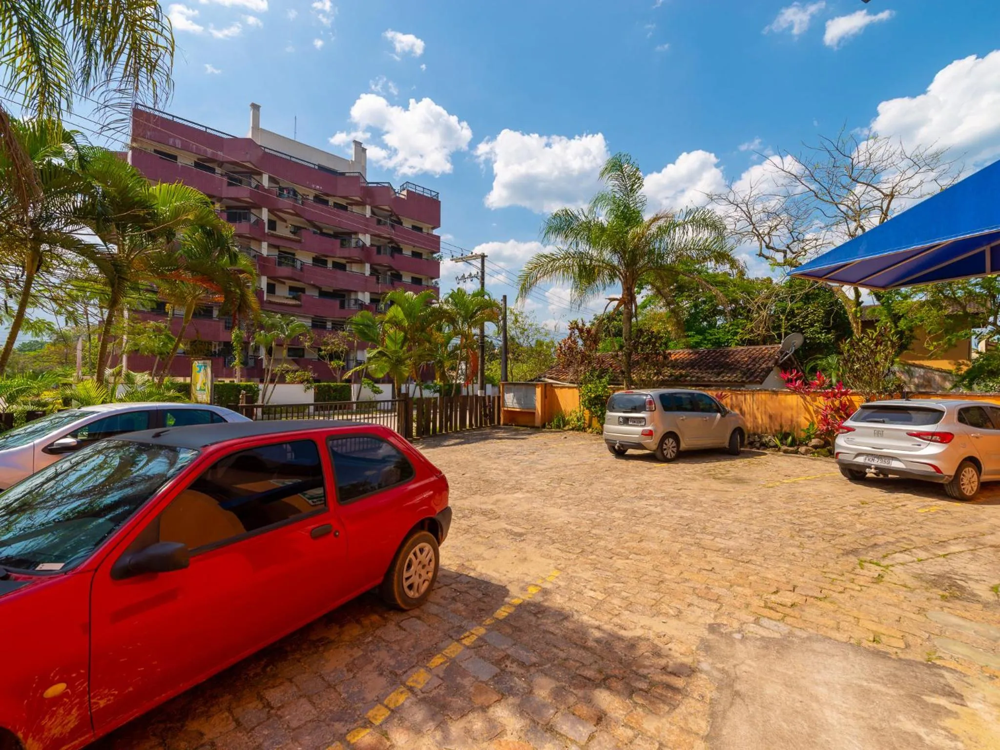 Parking in Pousada Pé Na Areia