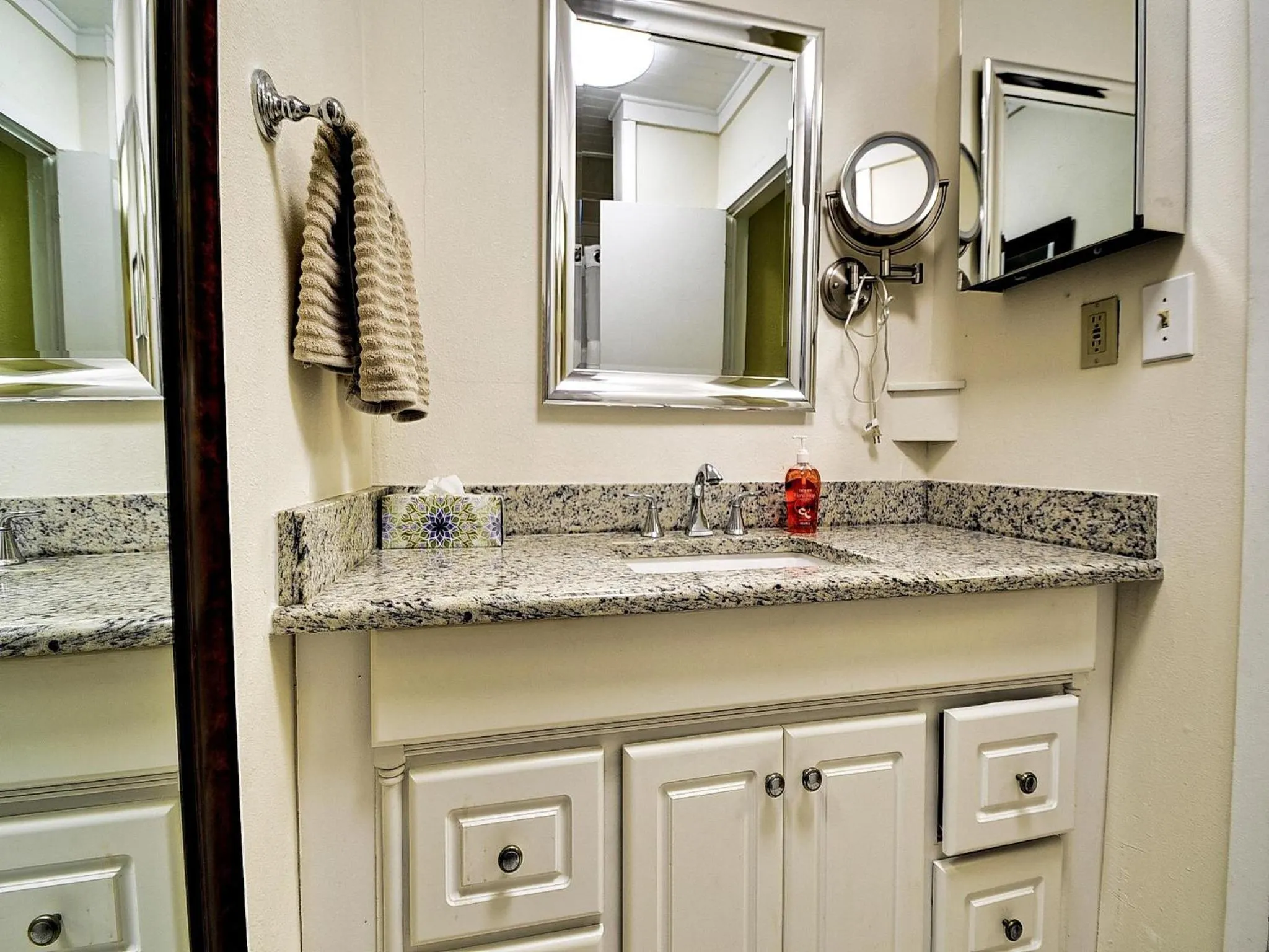 Palm Place 3 - Buccaneer Palm Beach getaway 622