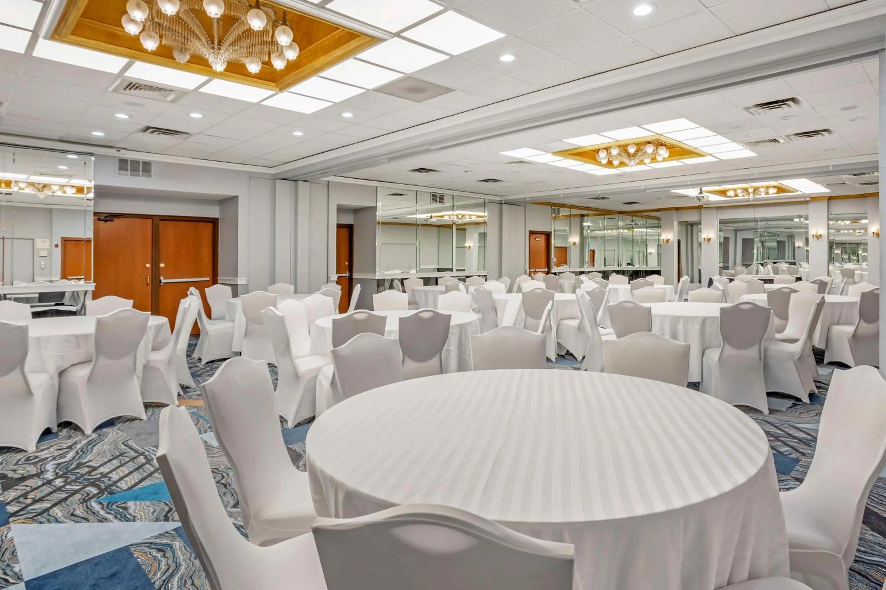 Banquet/Function facilities in Best Western Rutgers University Hotel