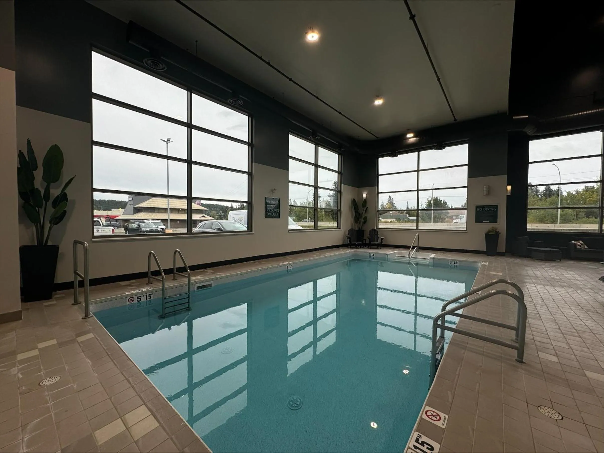 Swimming pool in Four Points by Sheraton Prince George