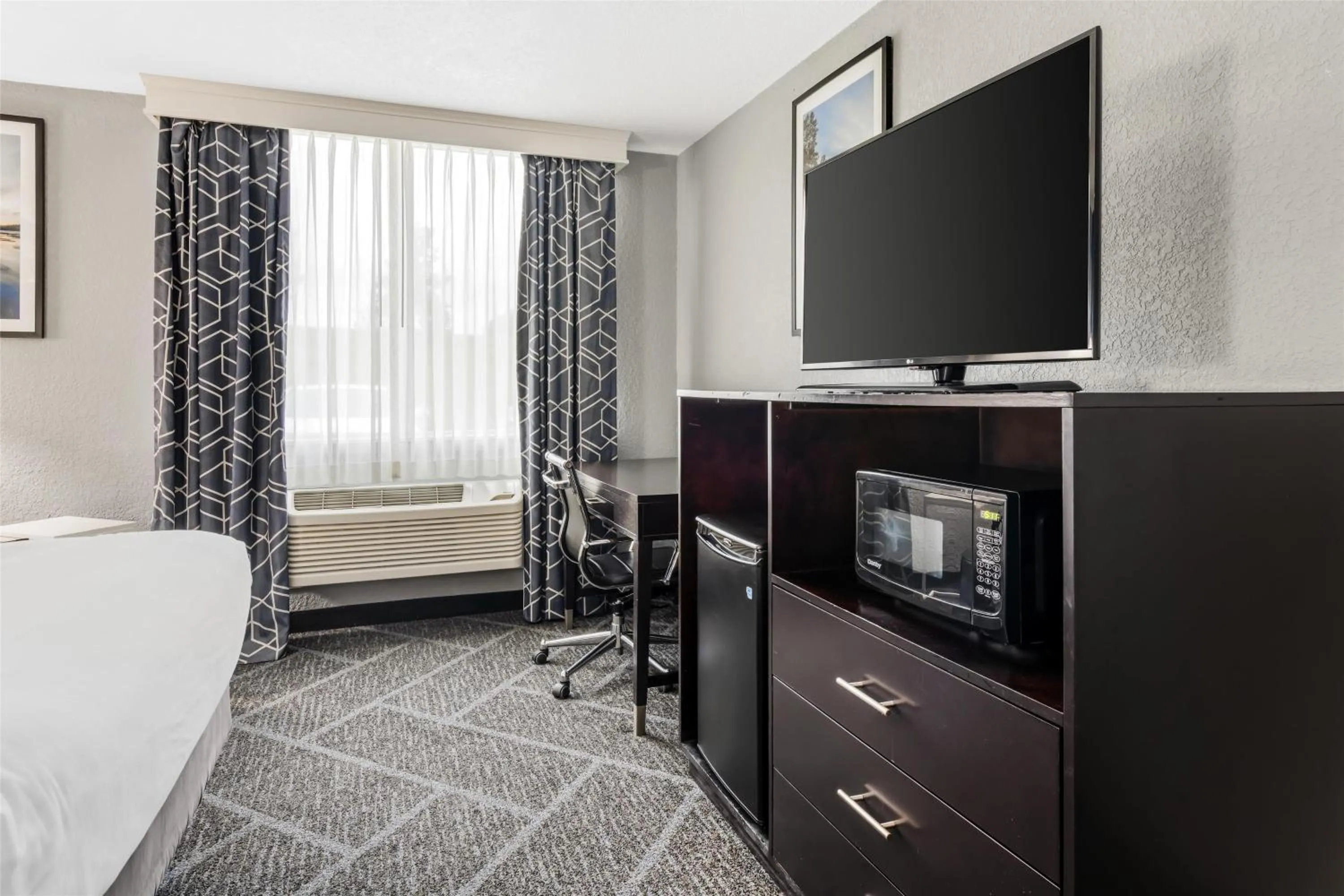 Bedroom, Bed in Best Western Rochester Hotel Mayo Clinic Area/ St. Mary's