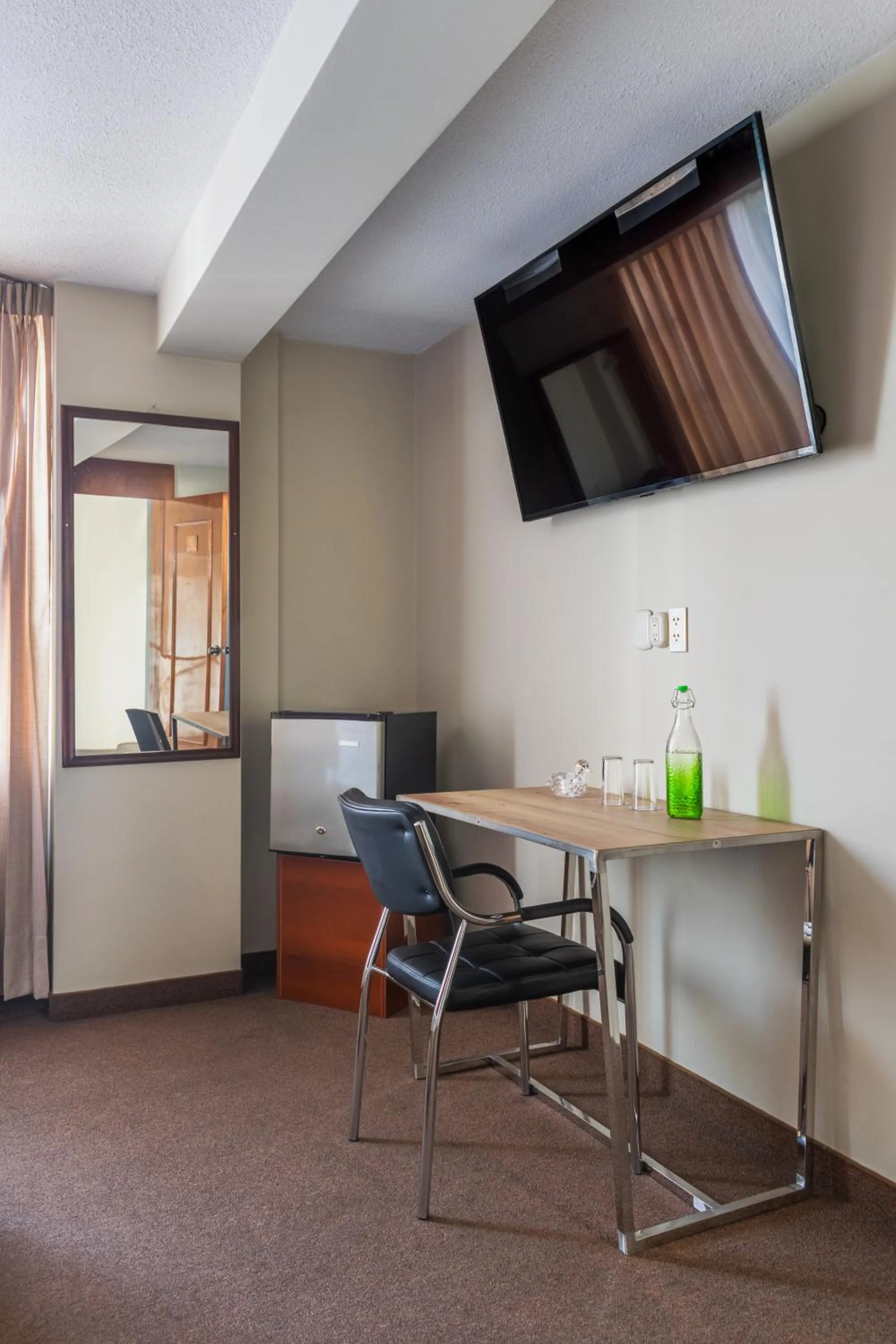 TV and multimedia in Hotel Maison Du Solei