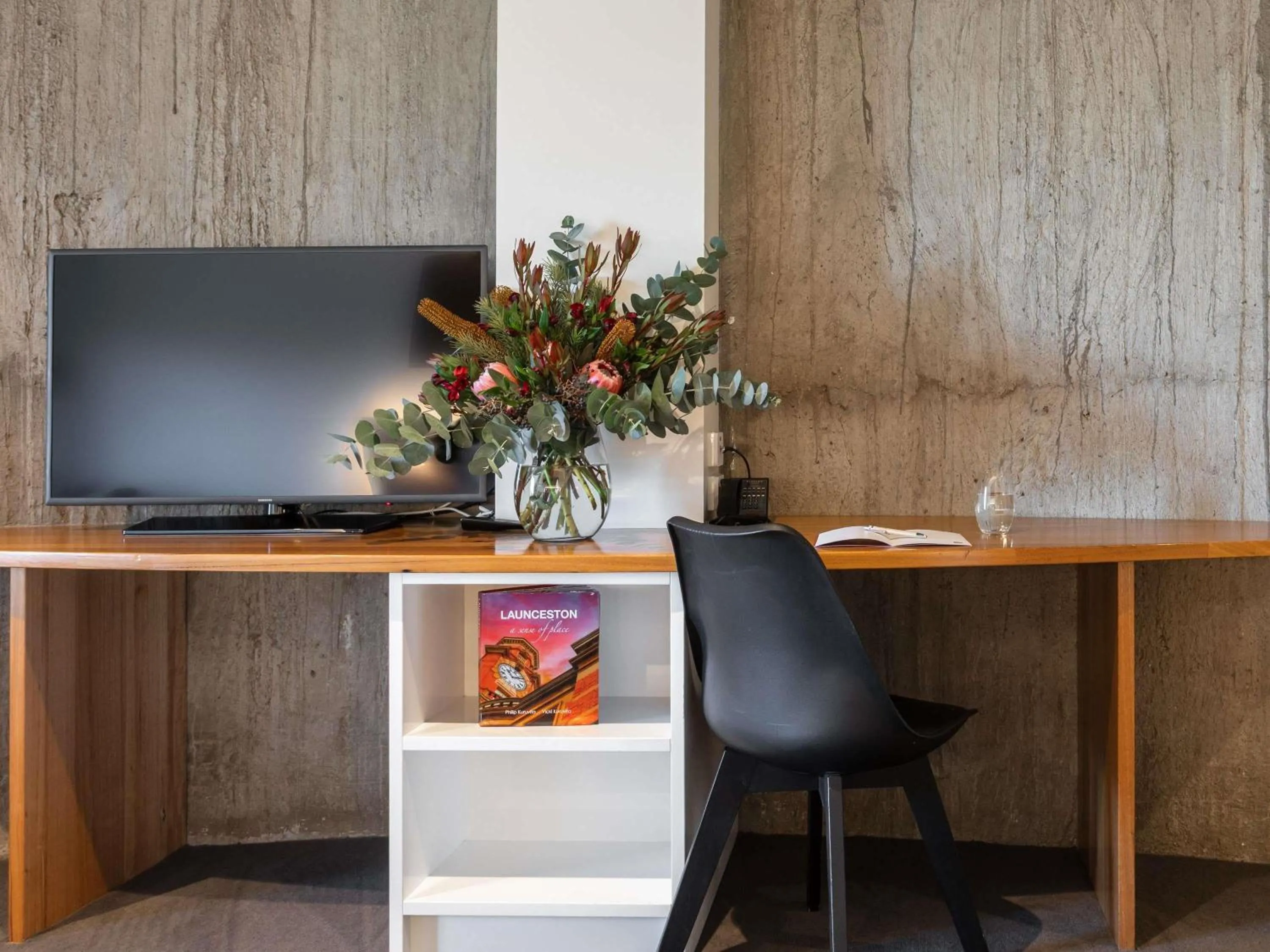 Bedroom in Peppers Silo Launceston
