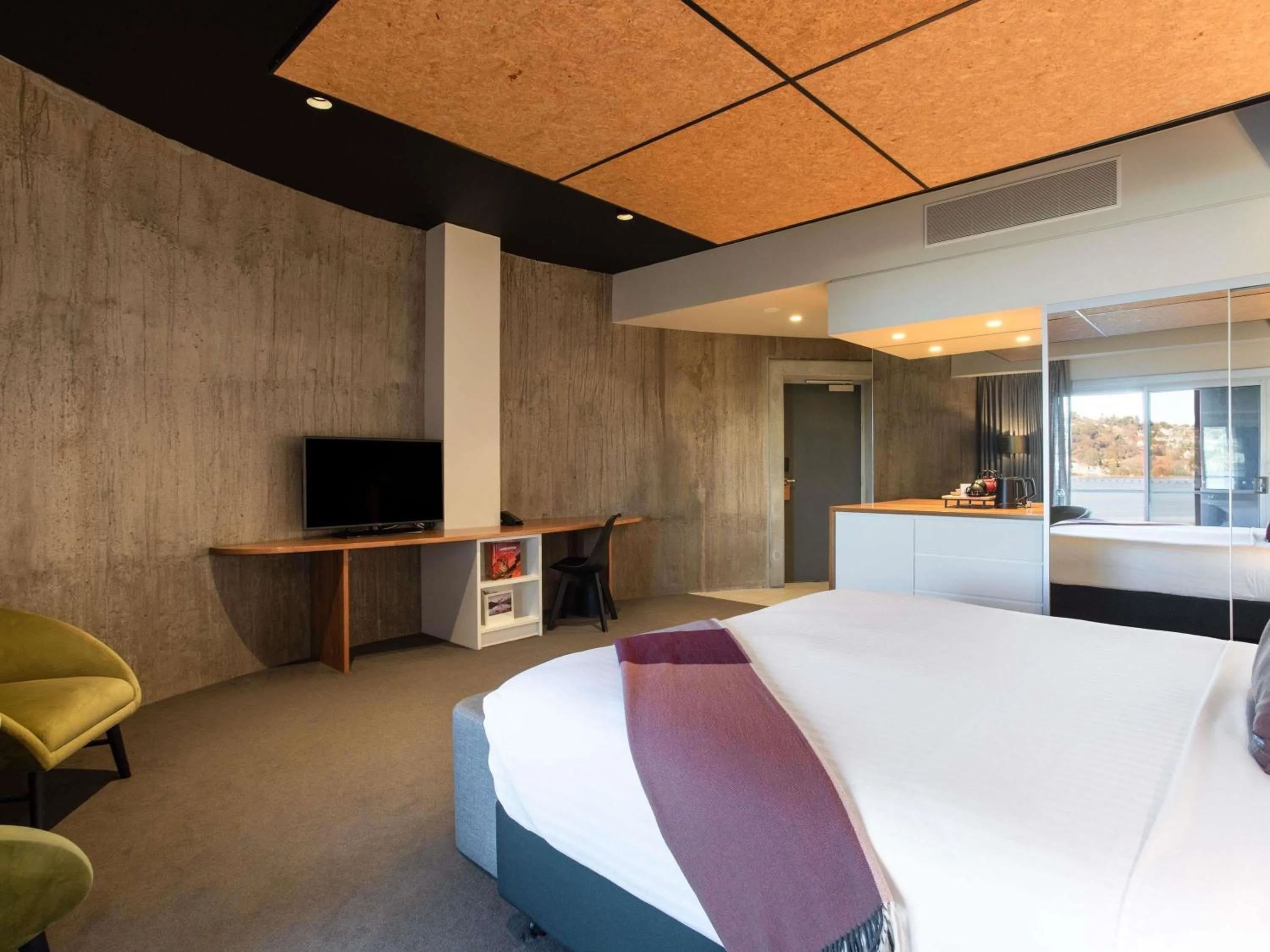 Bedroom, Bed in Peppers Silo Launceston