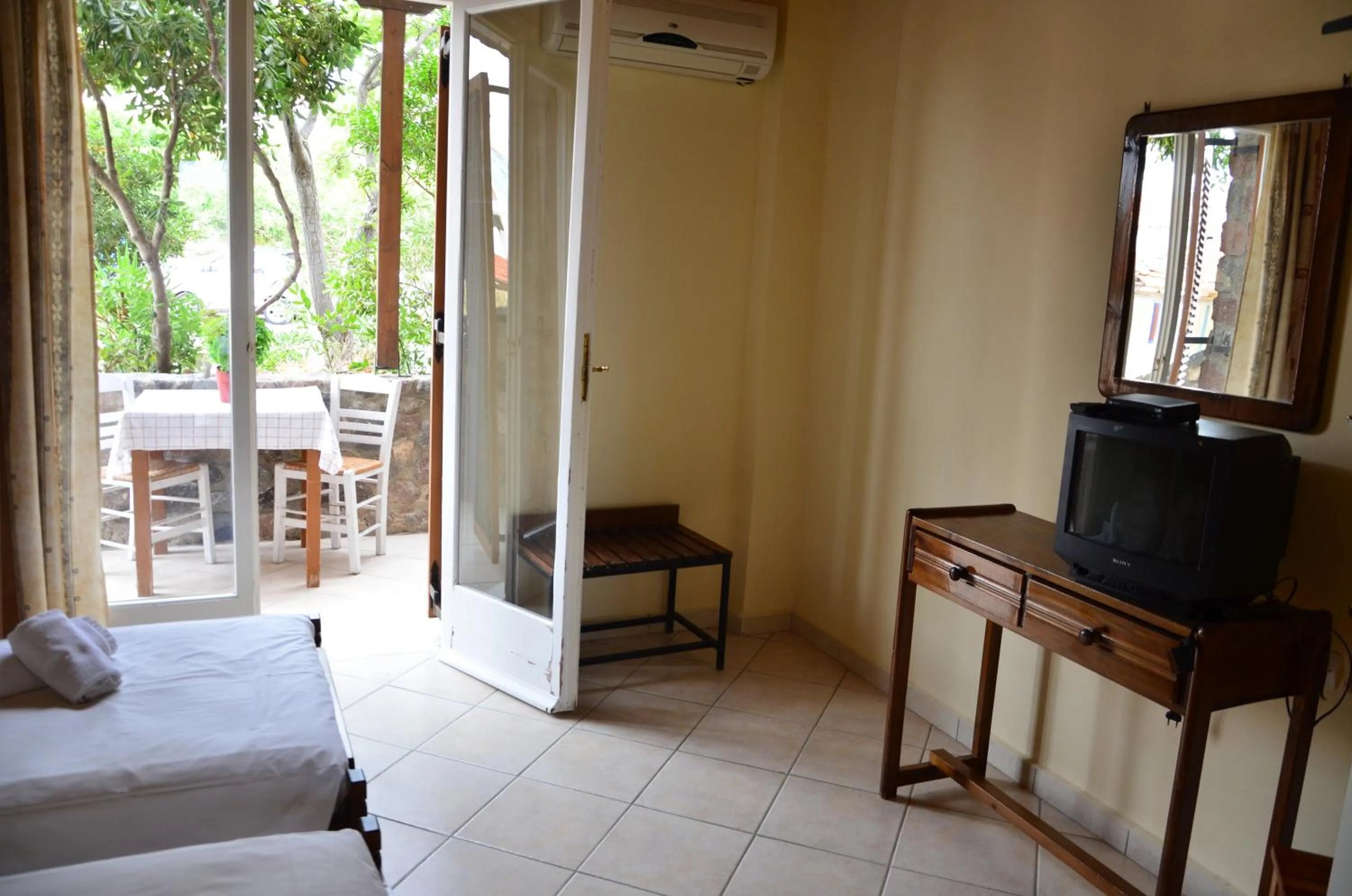 Vagia Beach Apartments, Aegina Island