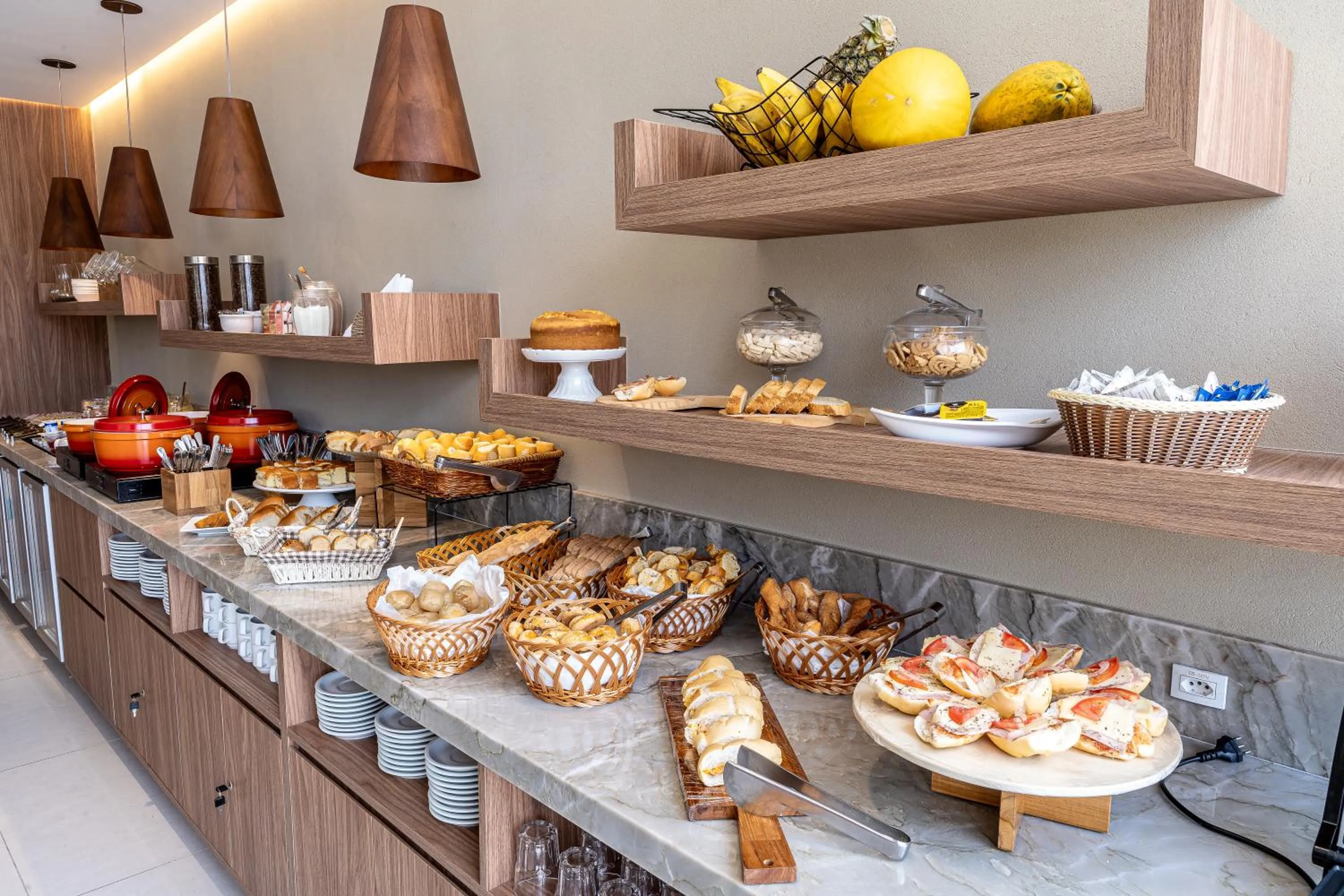 Breakfast in Píer Vitória Hotel