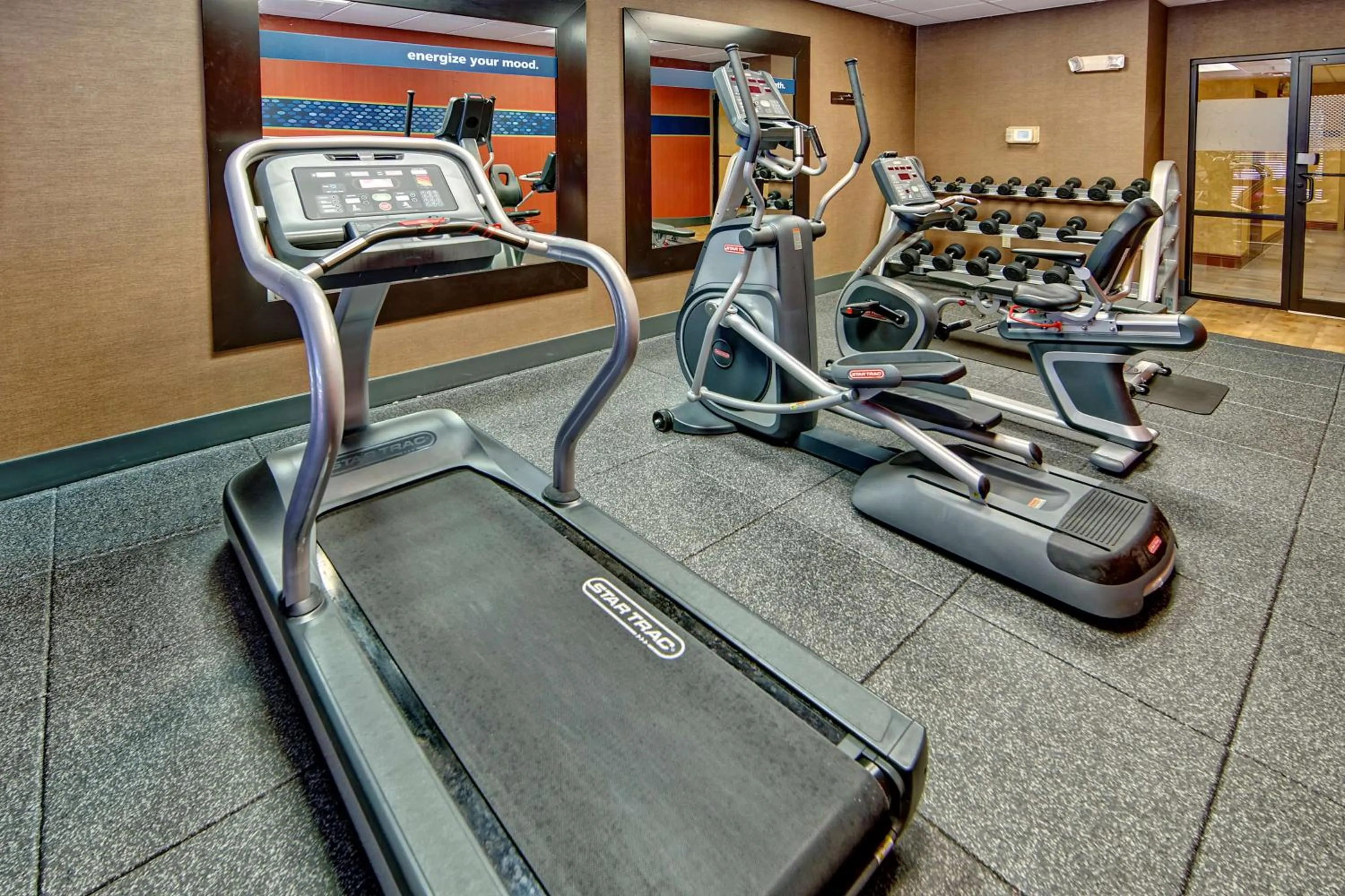 Fitness centre/facilities in Hampton Inn Quincy
