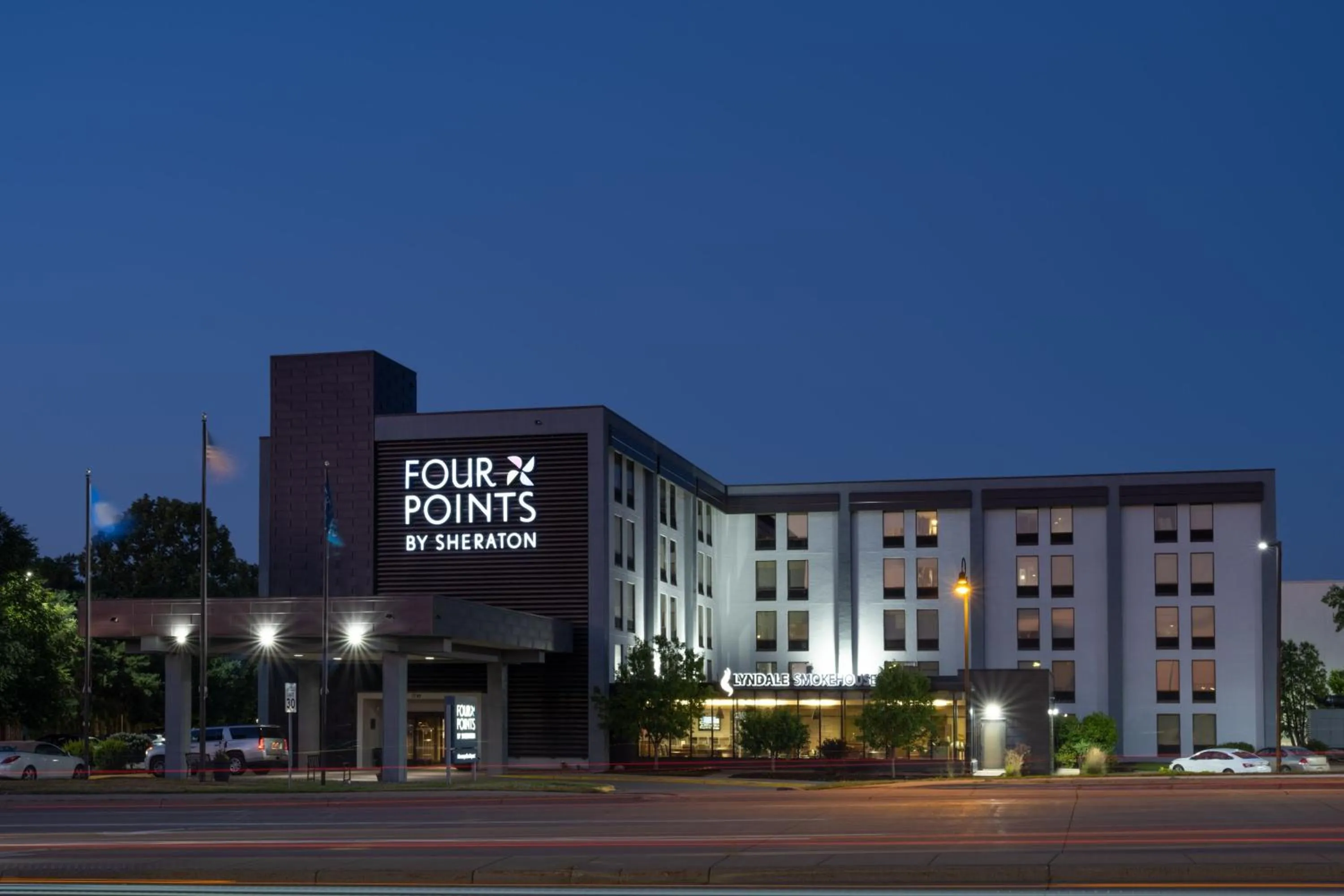Property building in Four Points by Sheraton Mall of America Minneapolis Airport