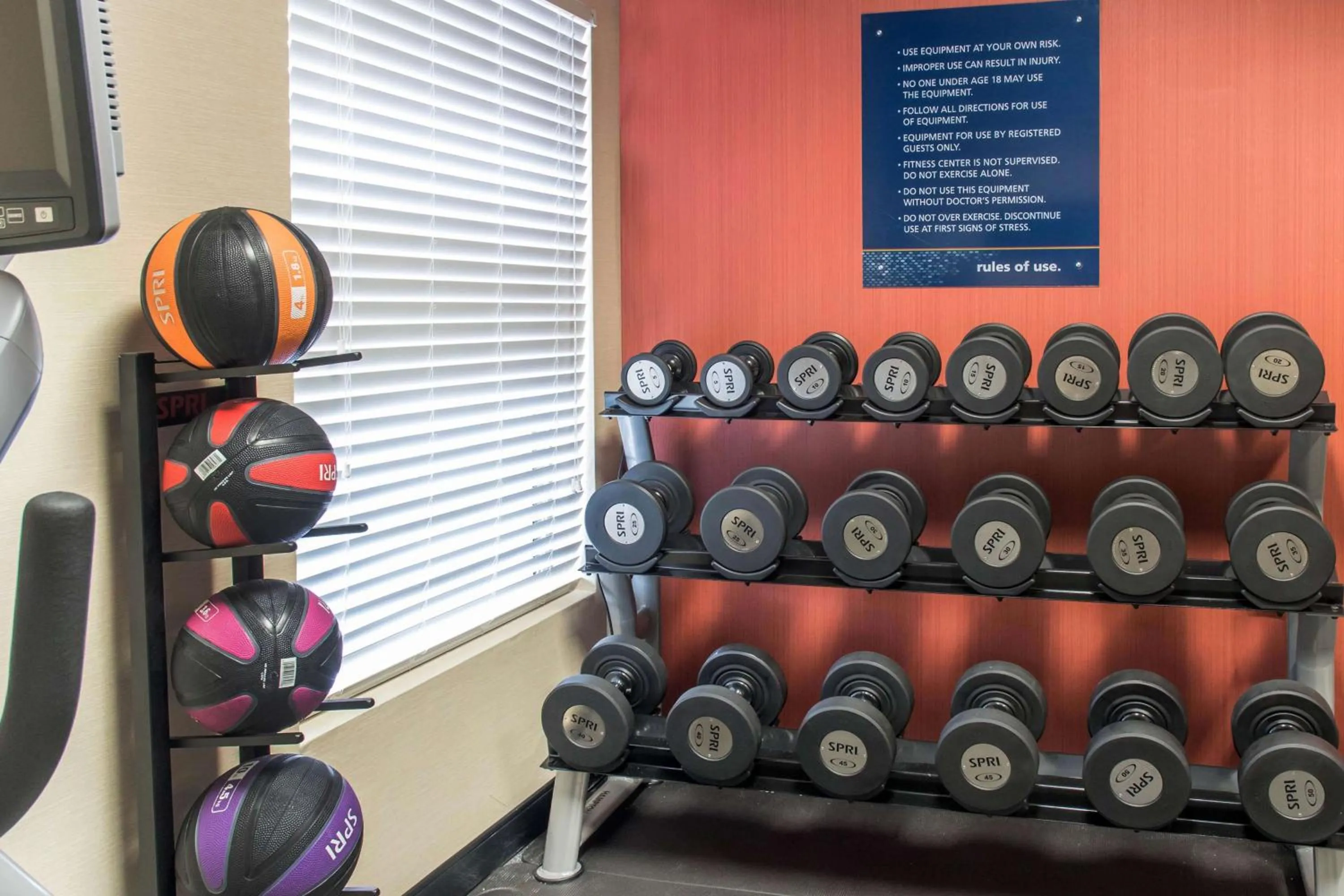 Fitness centre/facilities in Hampton Inn Douglas