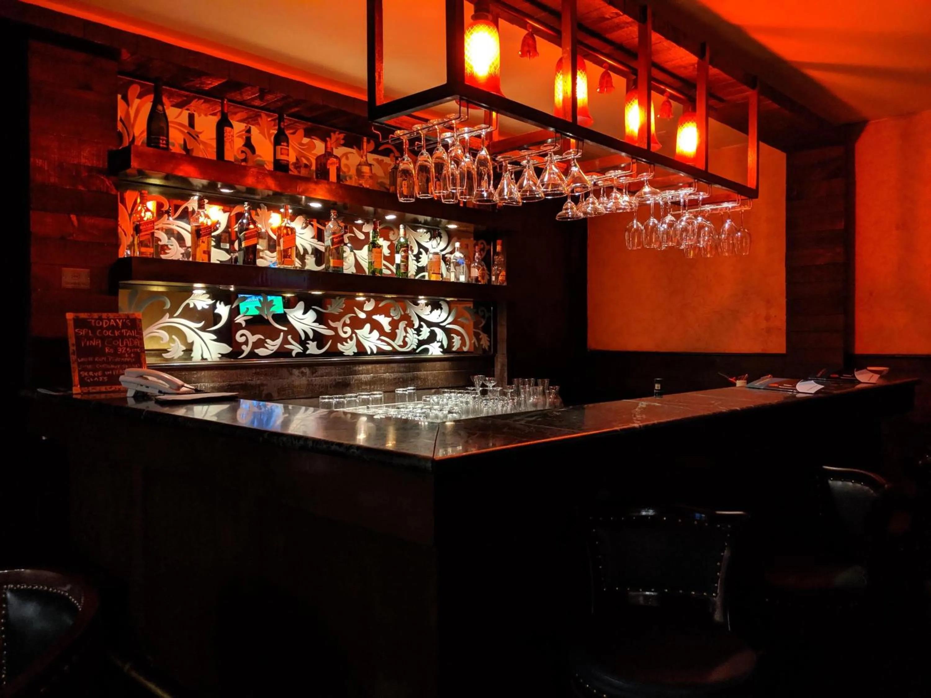 Lounge or bar in Shervani Hilltop Resort