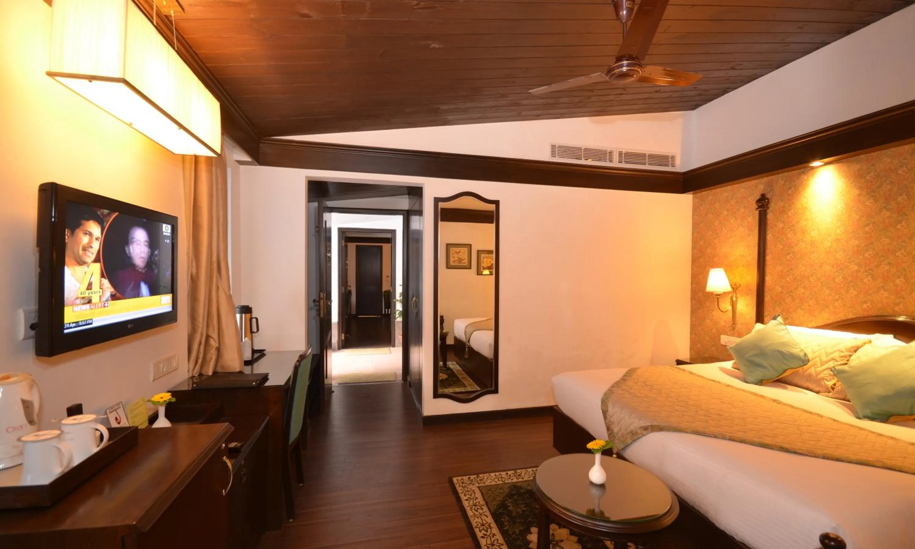 Photo of the whole room, Bed in Shervani Hilltop Resort
