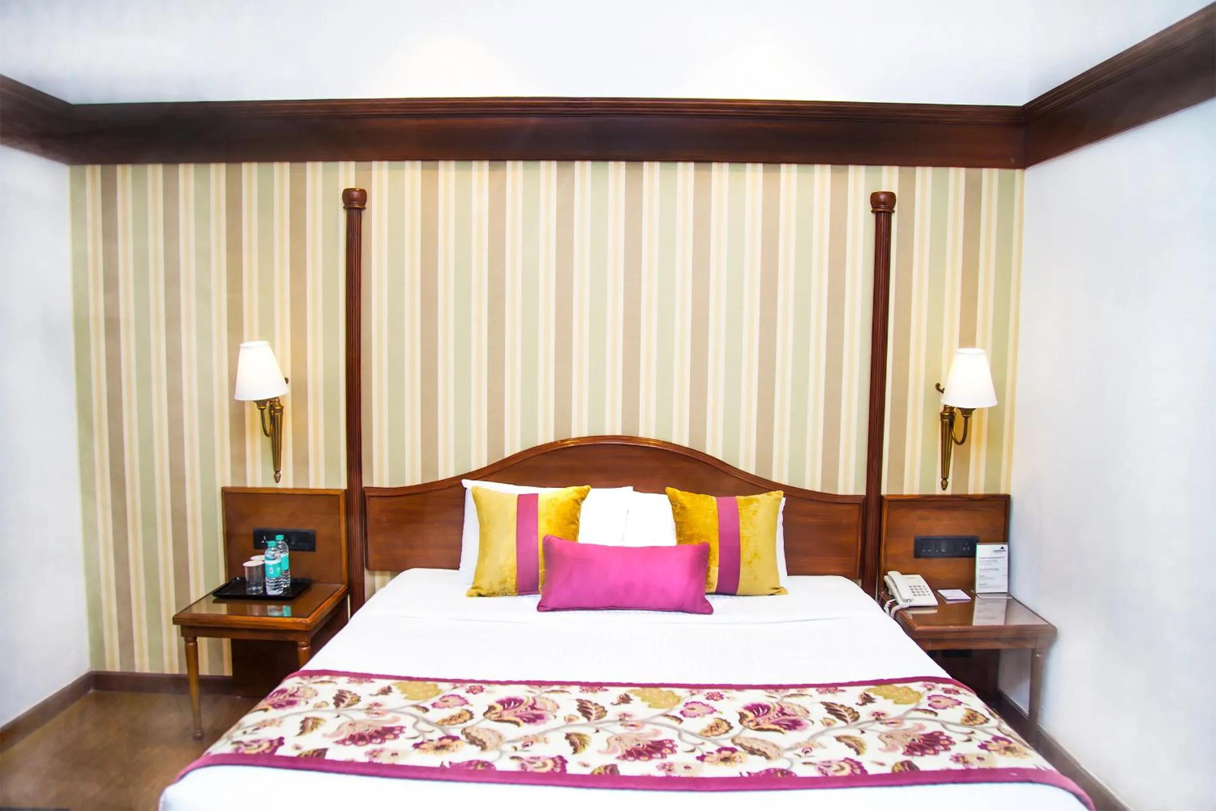 Bed in Shervani Hilltop Resort