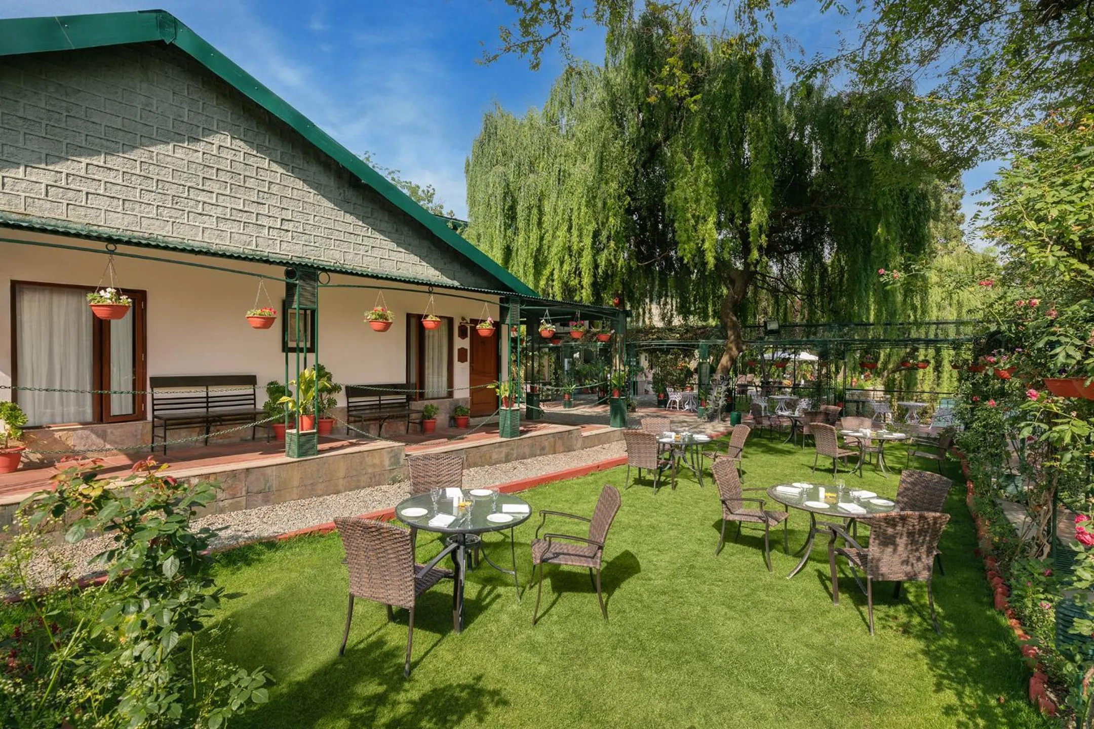 Seating area in Shervani Hilltop Resort