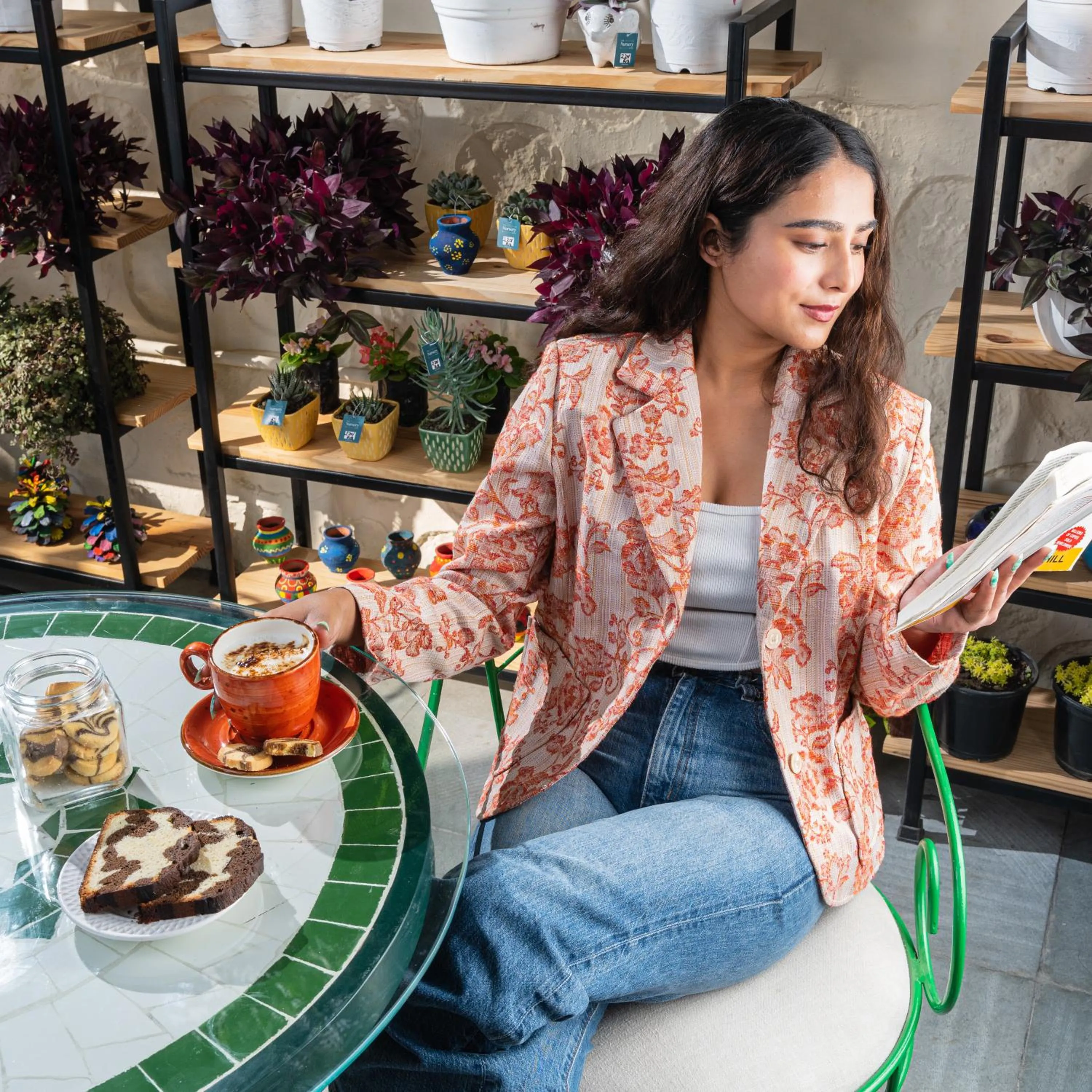 Restaurant/places to eat in Shervani Hilltop Resort