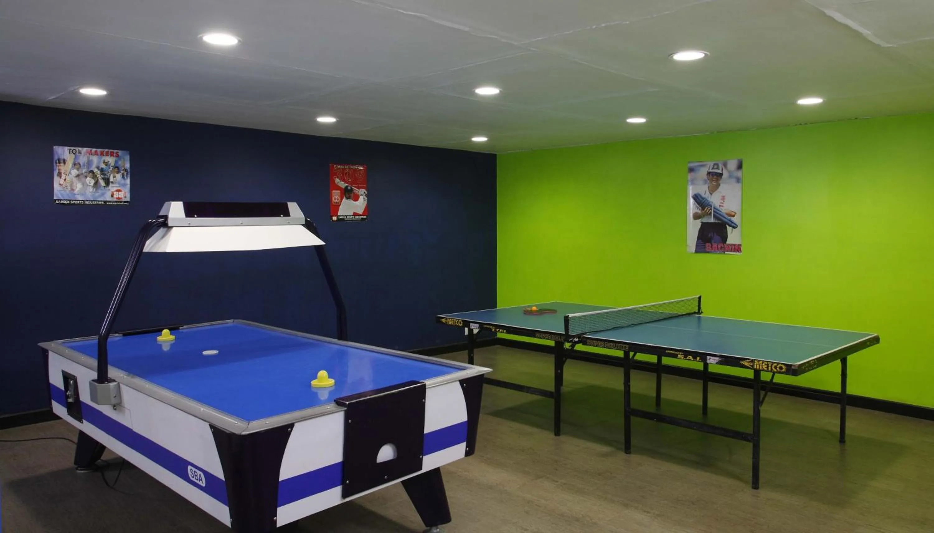 Table tennis in Shervani Hilltop Resort