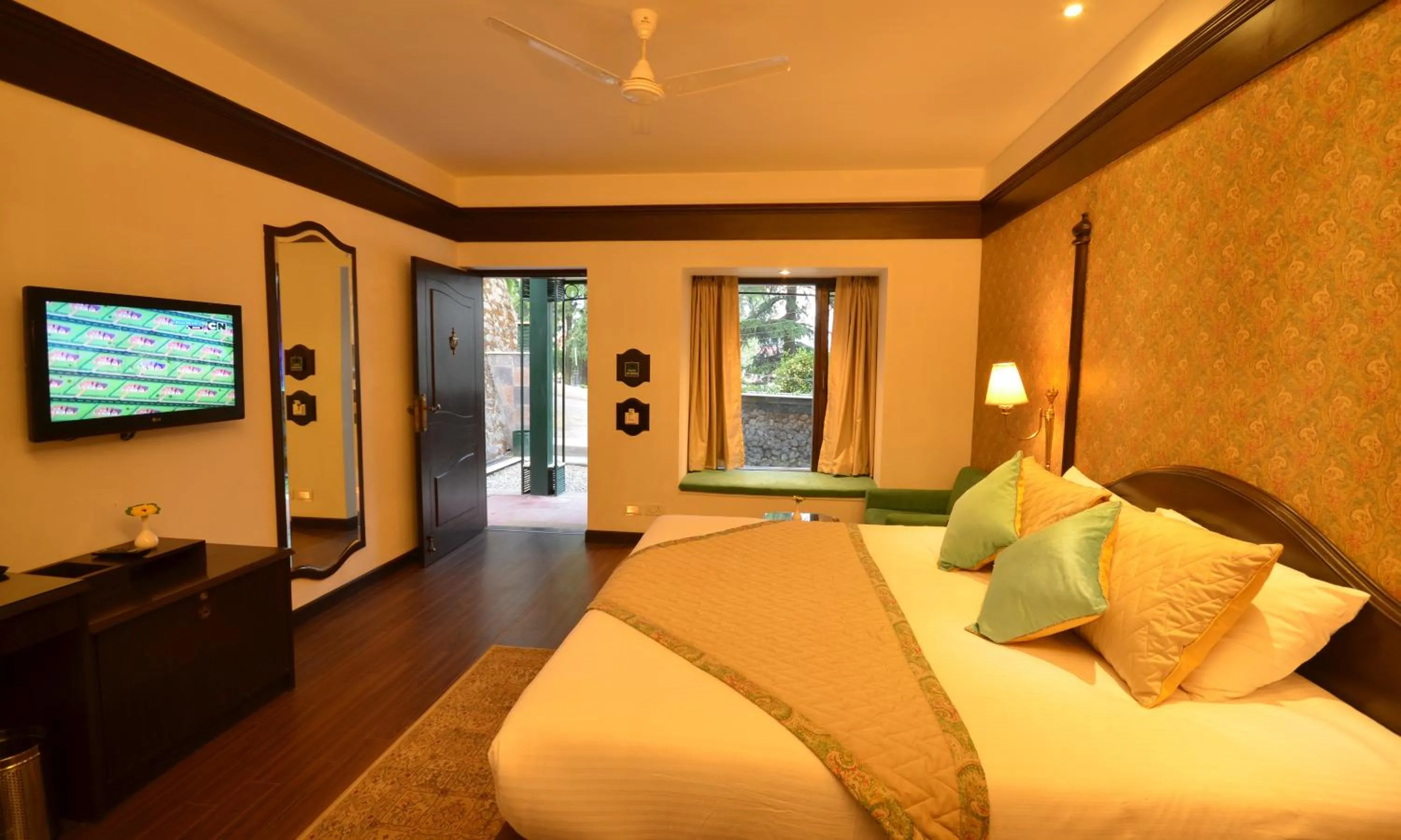 Day, Bed in Shervani Hilltop Resort