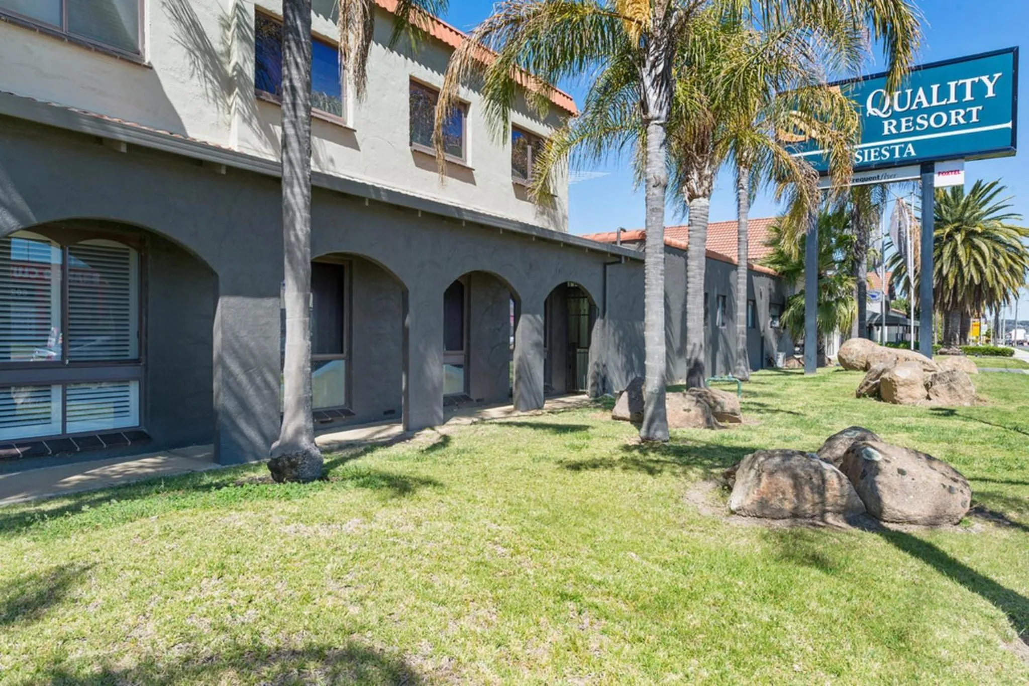 Facade/entrance in Quality Resort Siesta