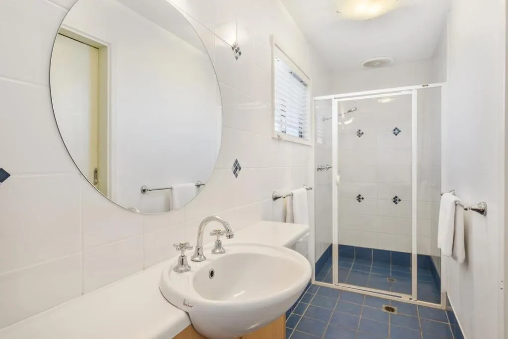 Shower in Quality Resort Siesta