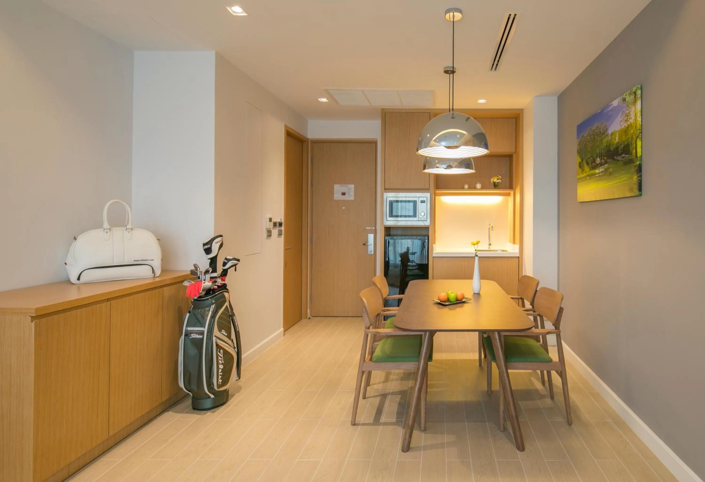 Living room in Eastin Thana City Golf Resort Bangkok