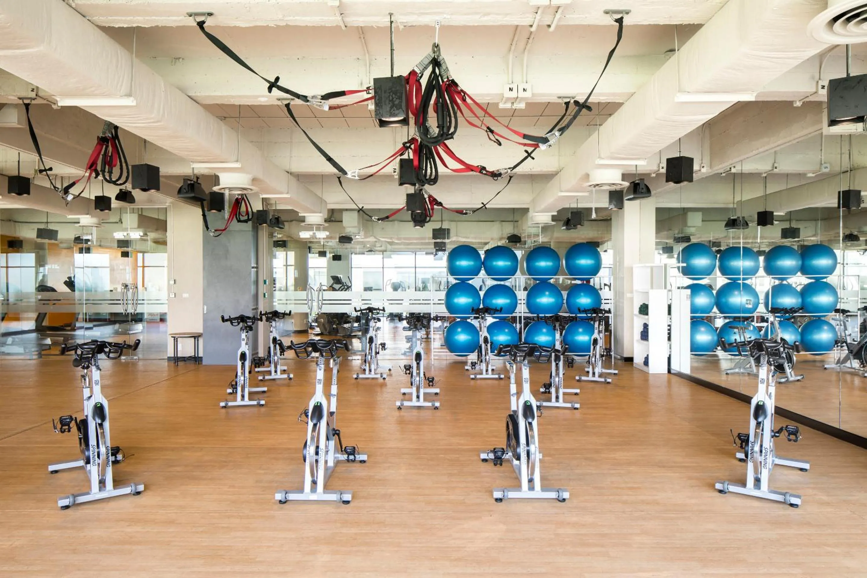 Fitness centre/facilities in Eastin Thana City Golf Resort Bangkok
