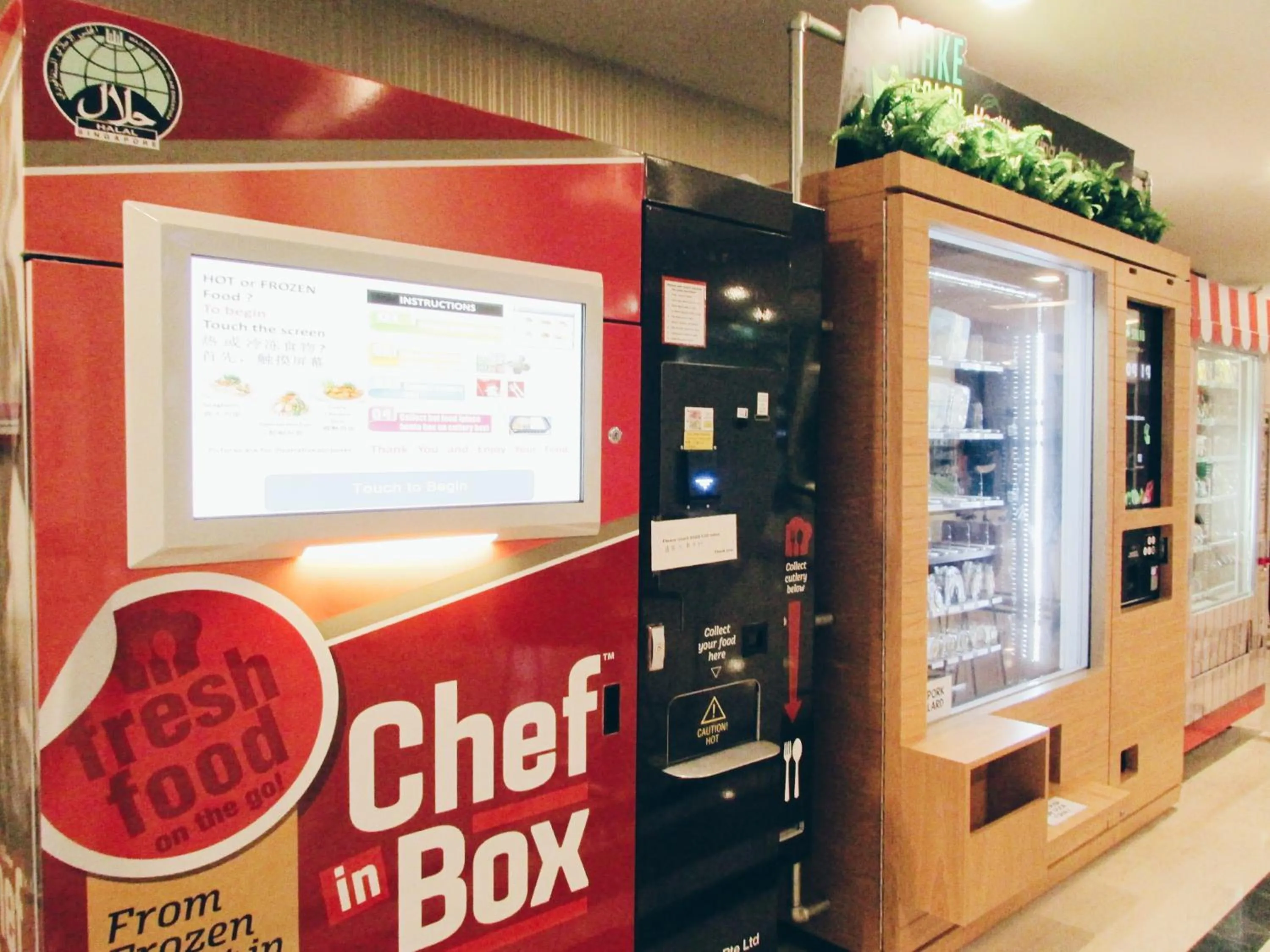 Food and drinks in RELC International Hotel