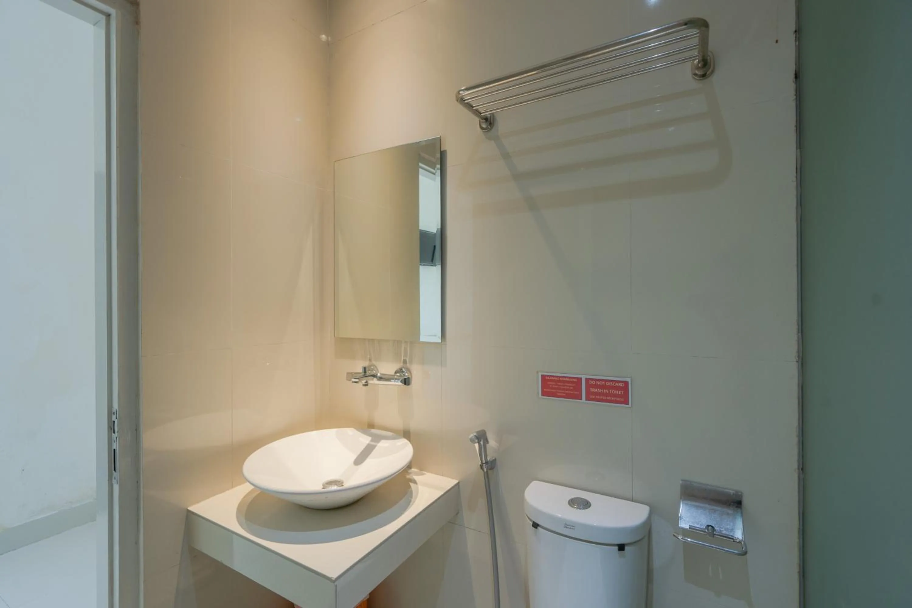 Bathroom in RedDoorz near Ubud Village