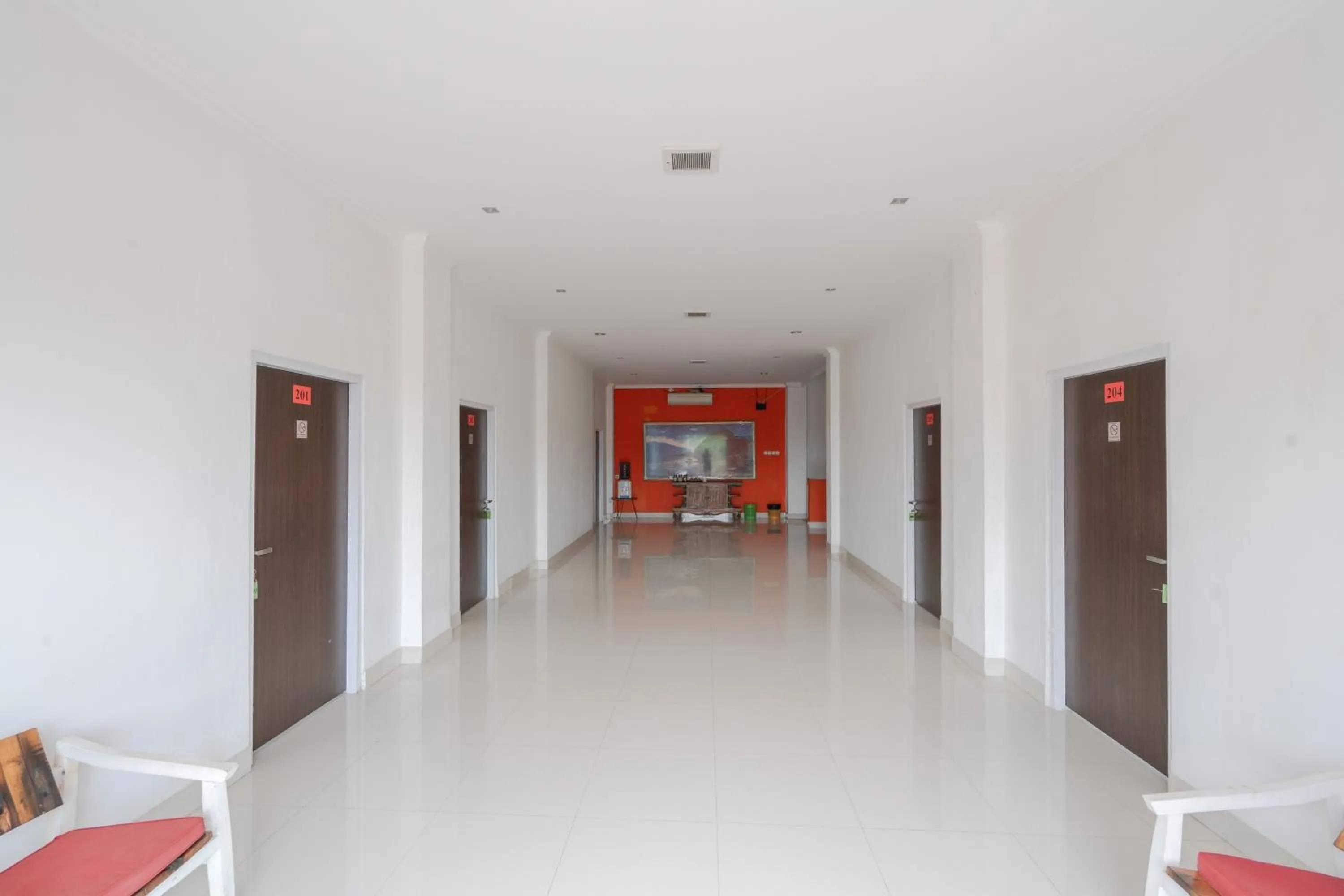 Property building in RedDoorz near Ubud Village