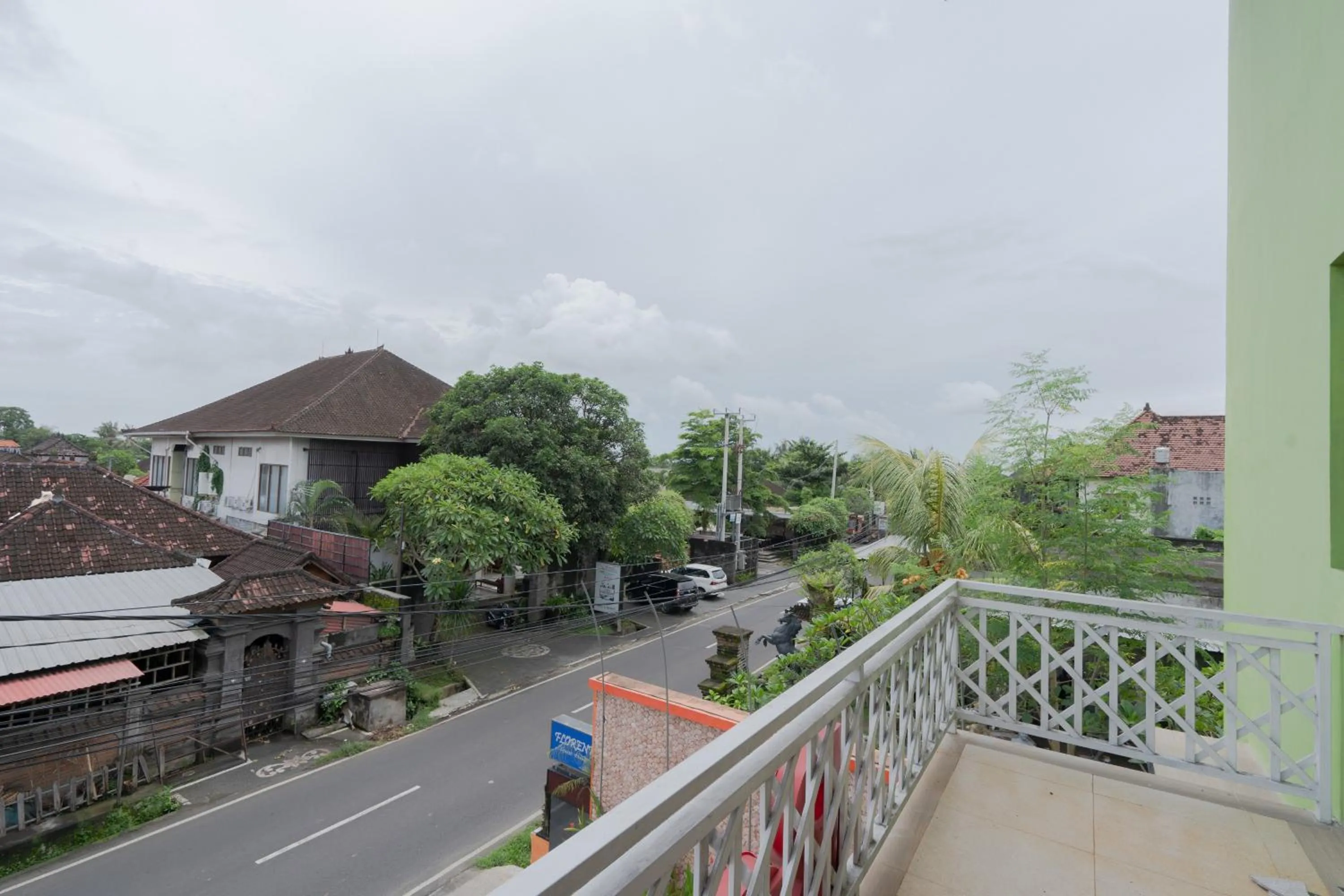 Property building in RedDoorz near Ubud Village