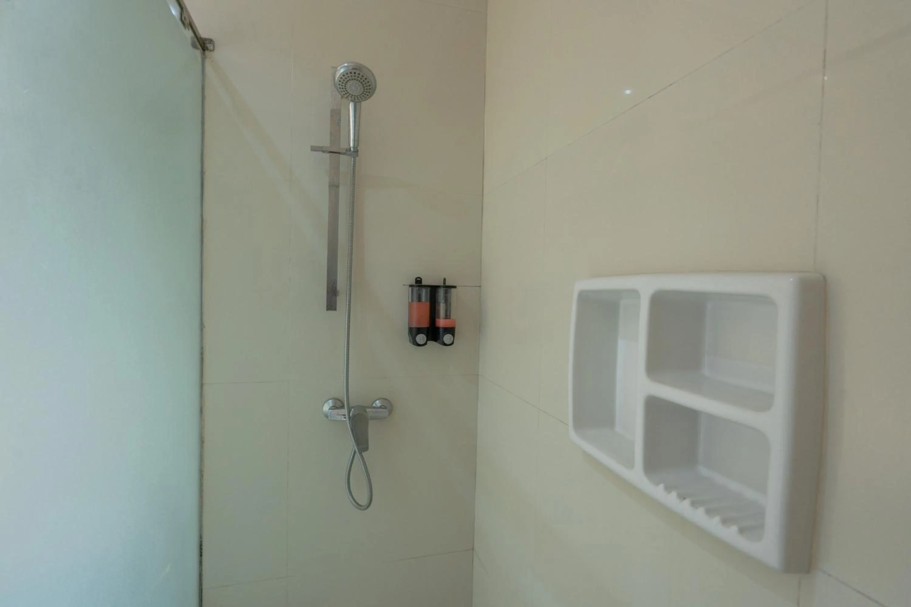 Bathroom in RedDoorz near Ubud Village