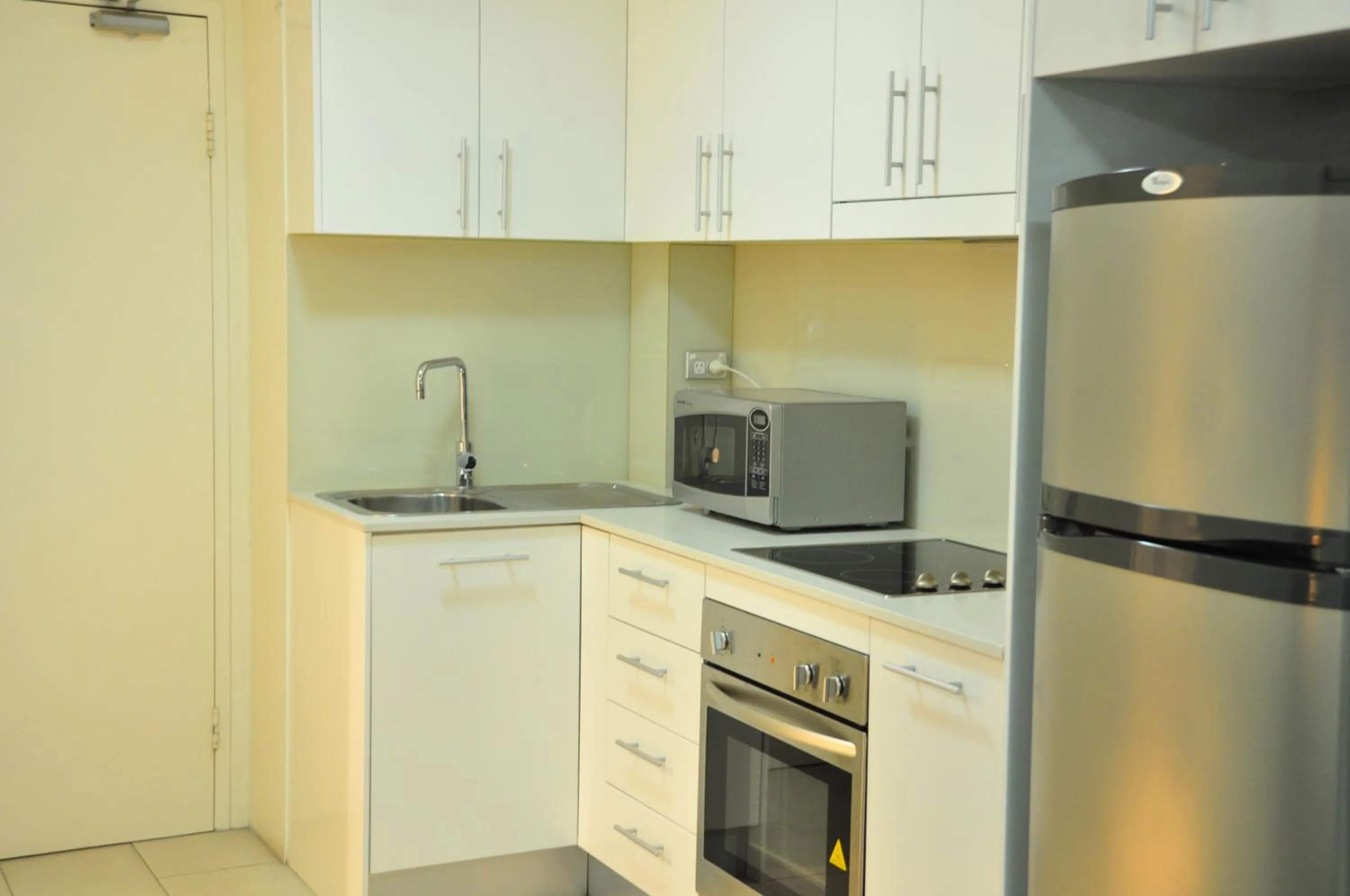 Kitchen or kitchenette, Kitchen/Kitchenette in Annam Serviced Apartments