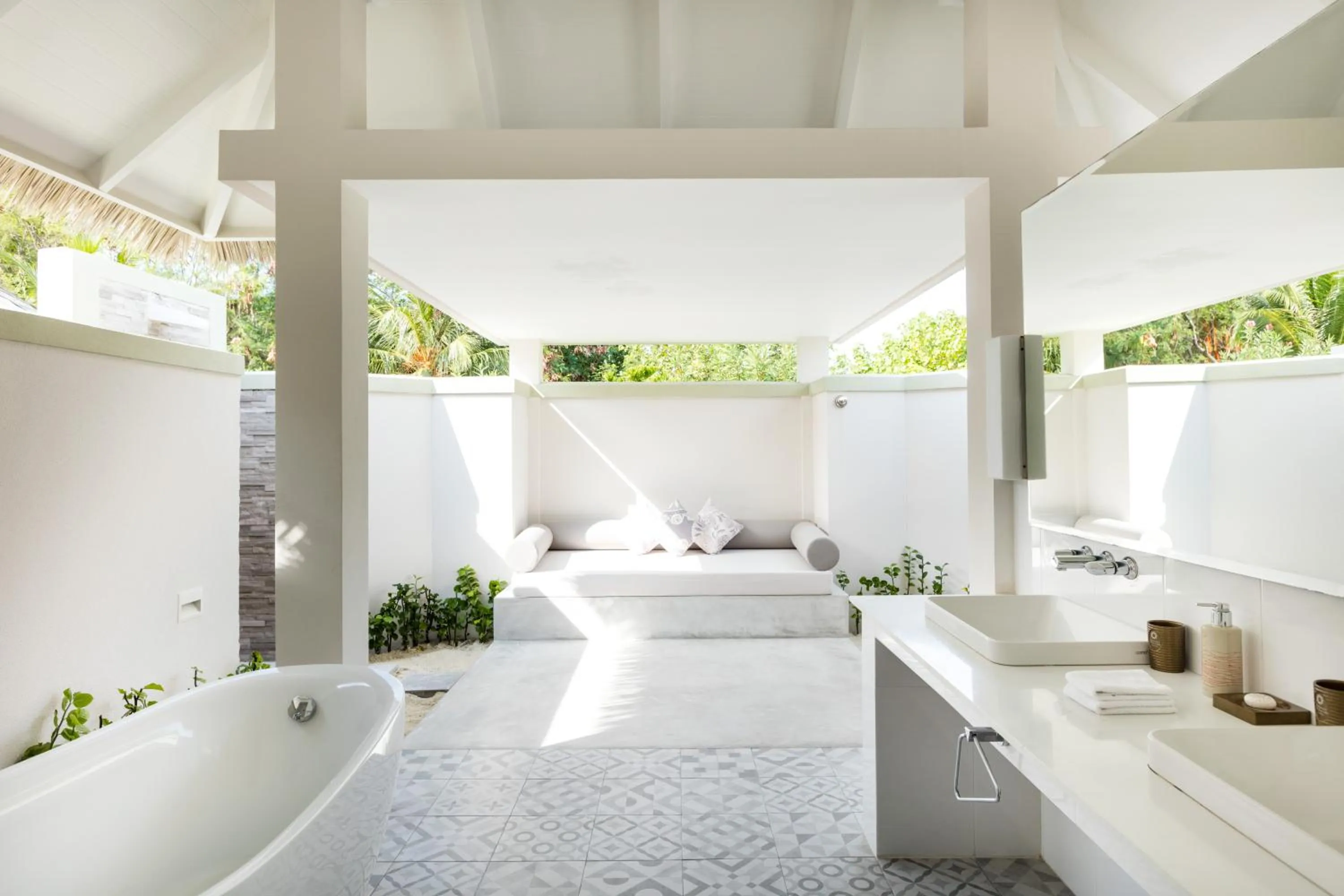 Bathroom in Sun Siyam Olhuveli