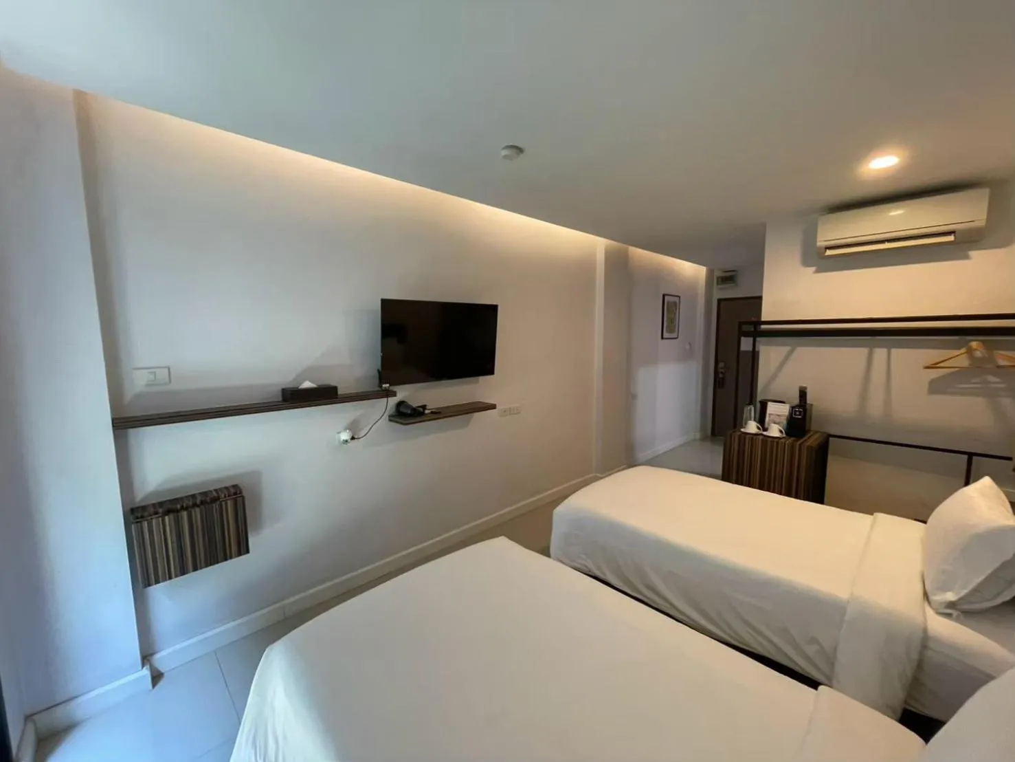 Bed in Red Door Samsen Hotel, Bangkok