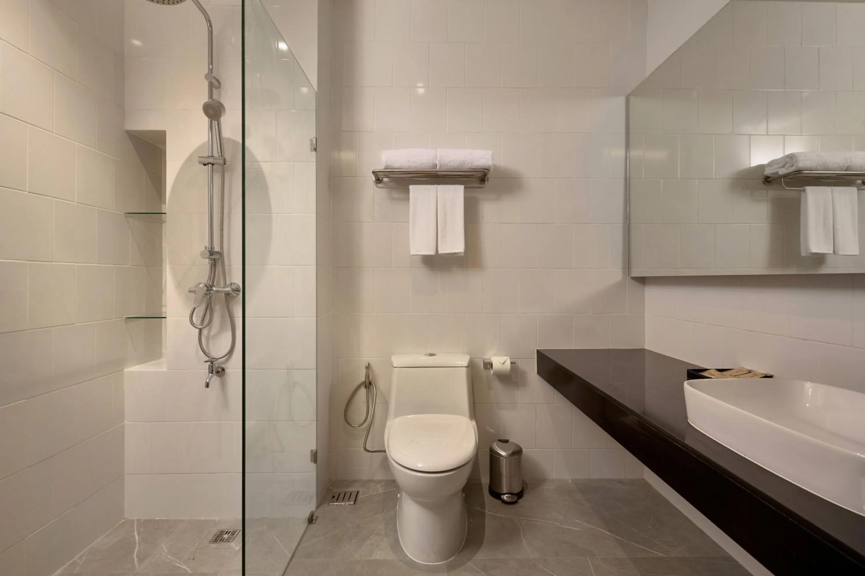 Bathroom in Red Door Samsen Hotel, Bangkok