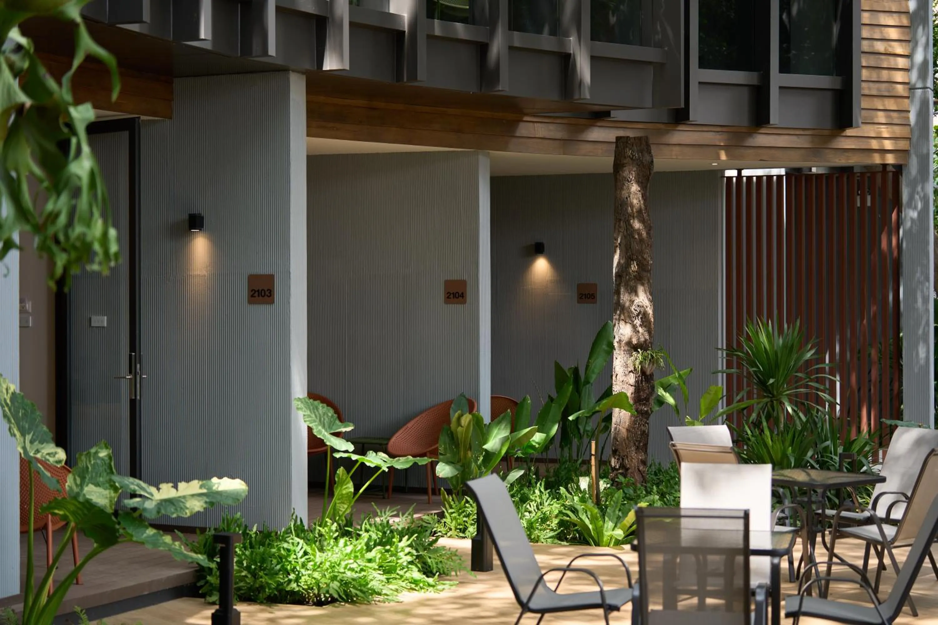 Inner courtyard view in Red Door Samsen Hotel, Bangkok