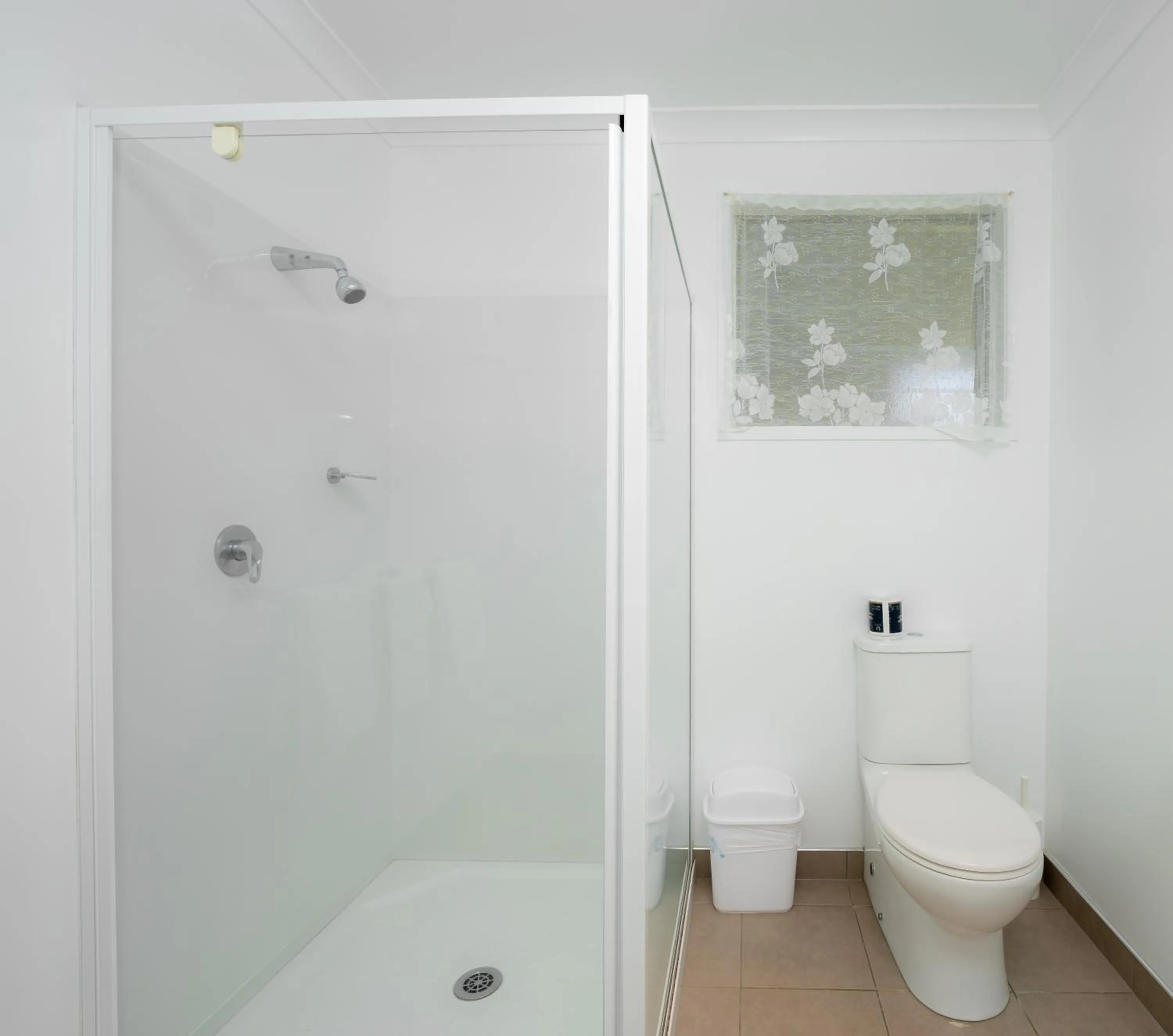 Shower in South Pacific Resort Hotel