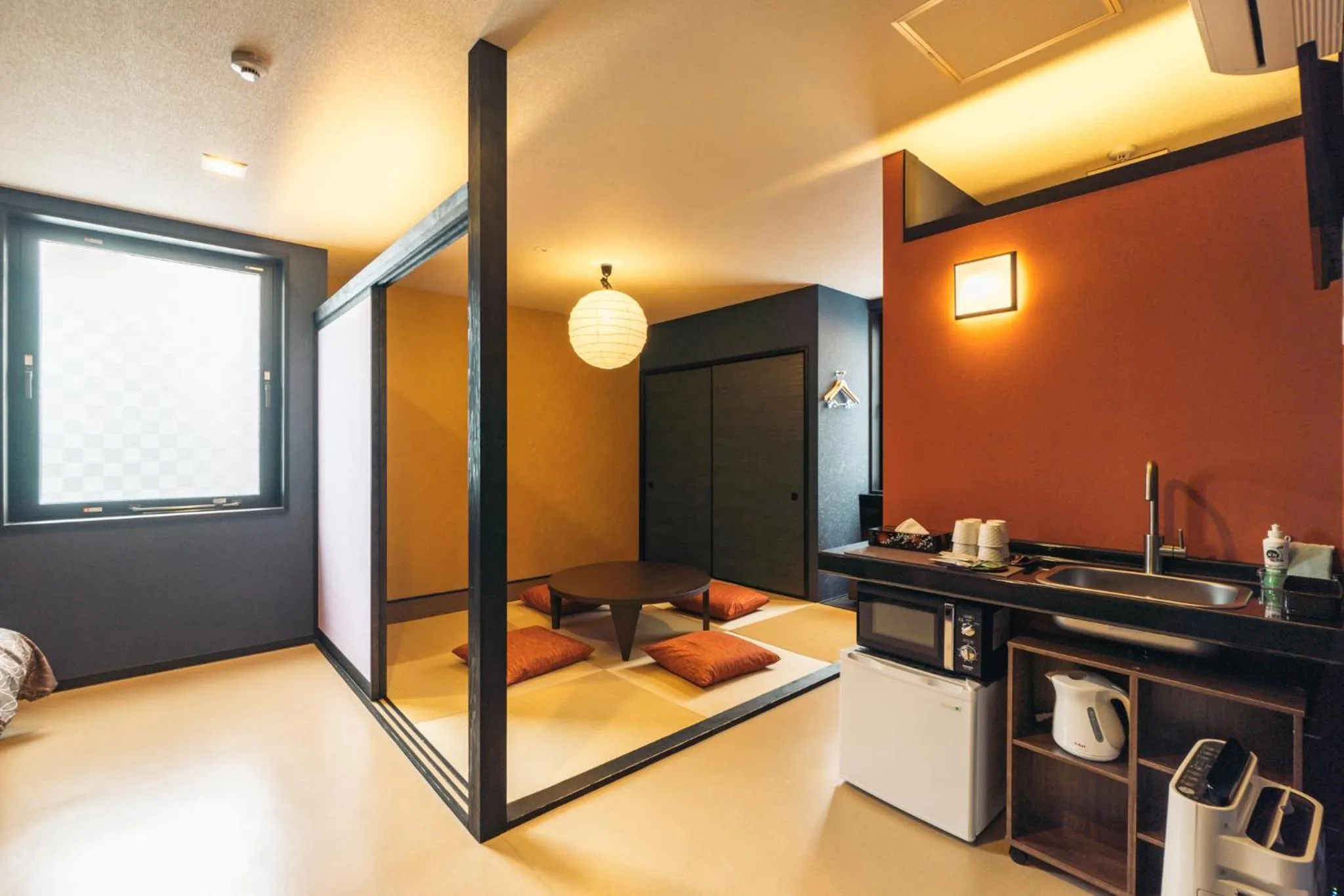 Photo of the whole room, Bed in KINGYO - DOYANEN HOTELs