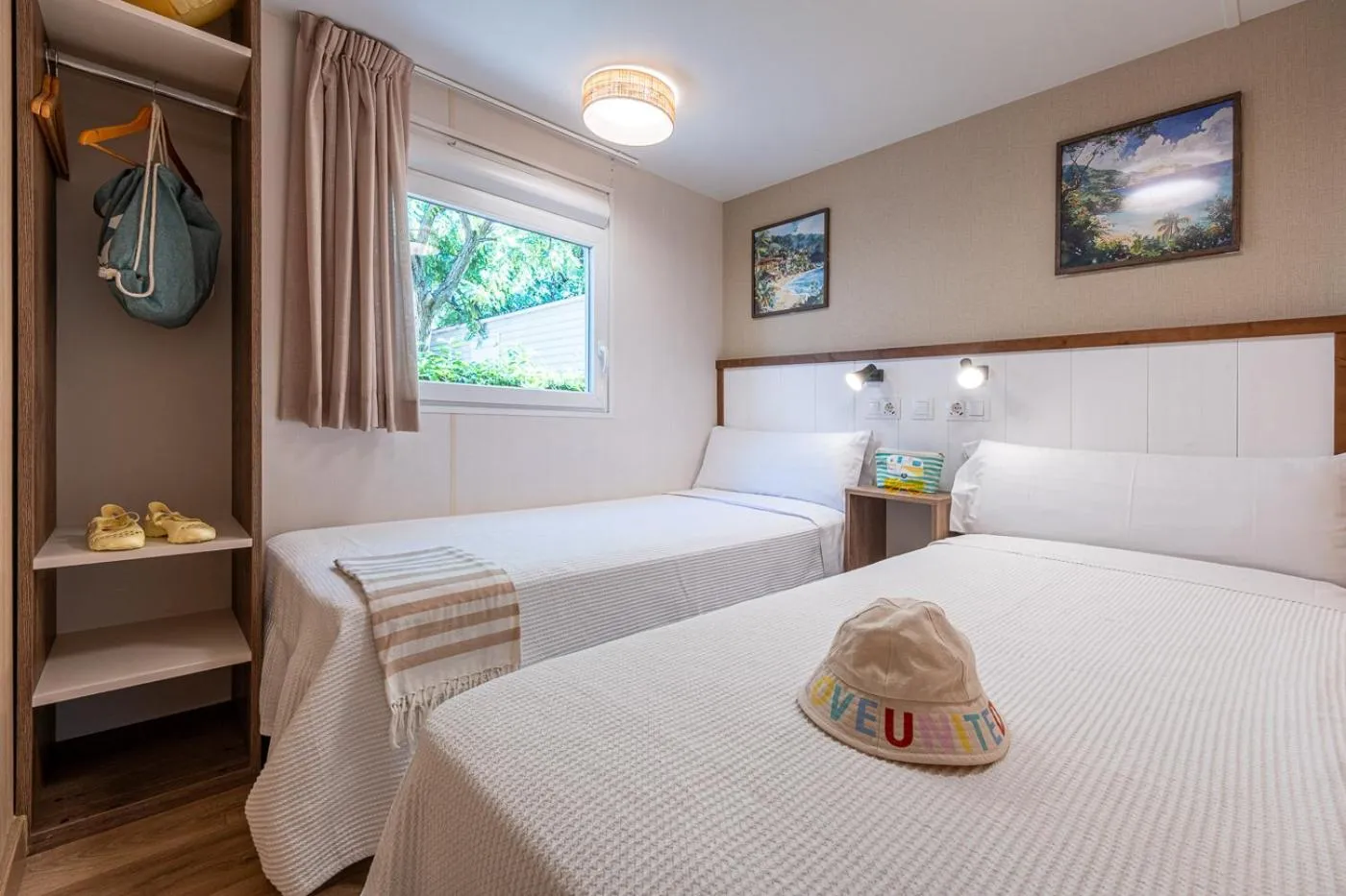 Bed in La Siesta Salou Resort & Camping