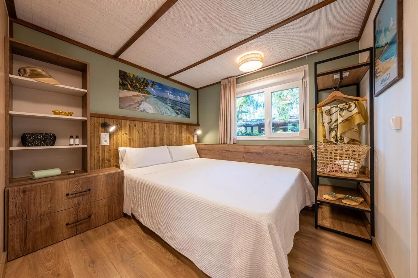 Bed in La Siesta Salou Resort & Camping