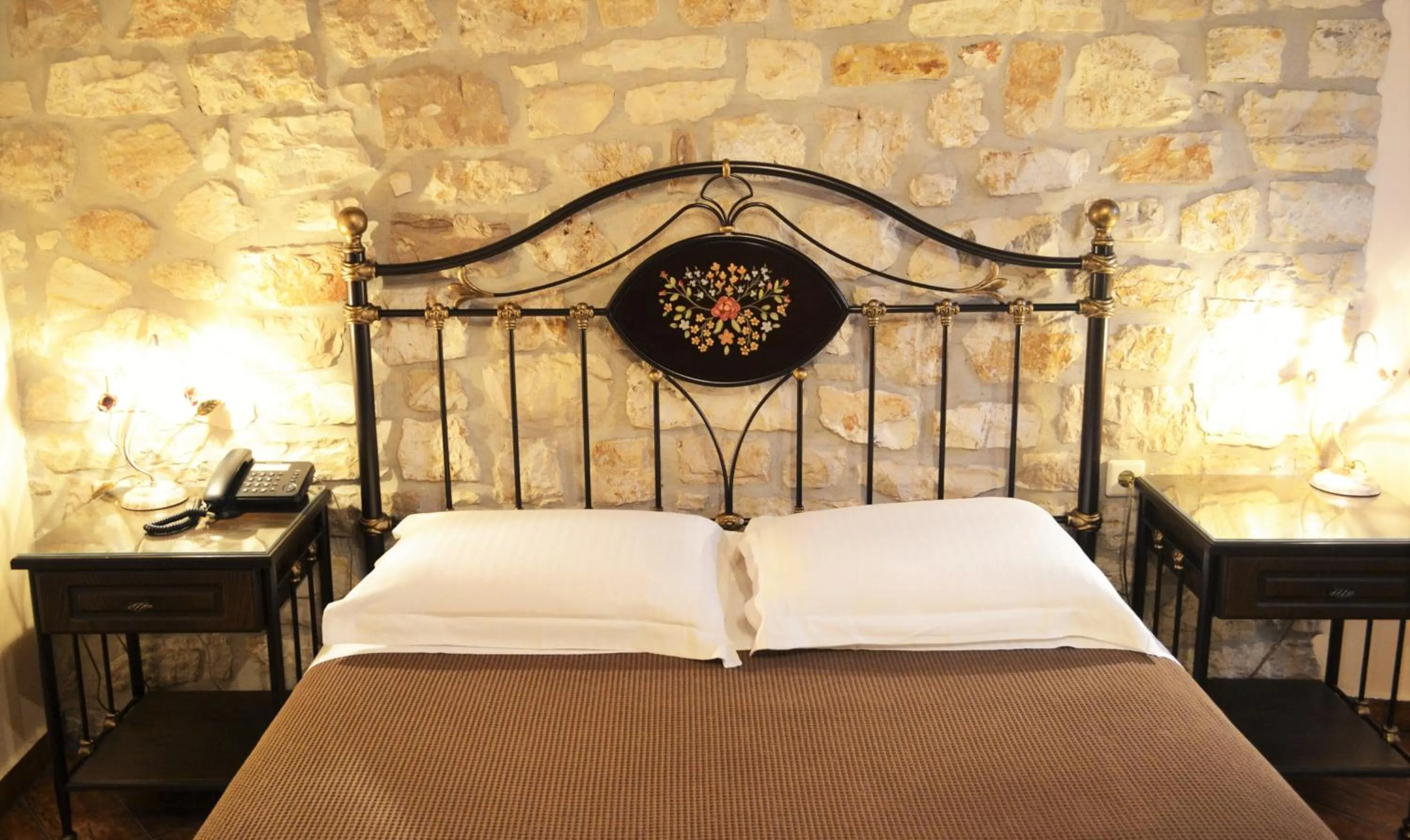 Bed in Hagiati Guesthouse