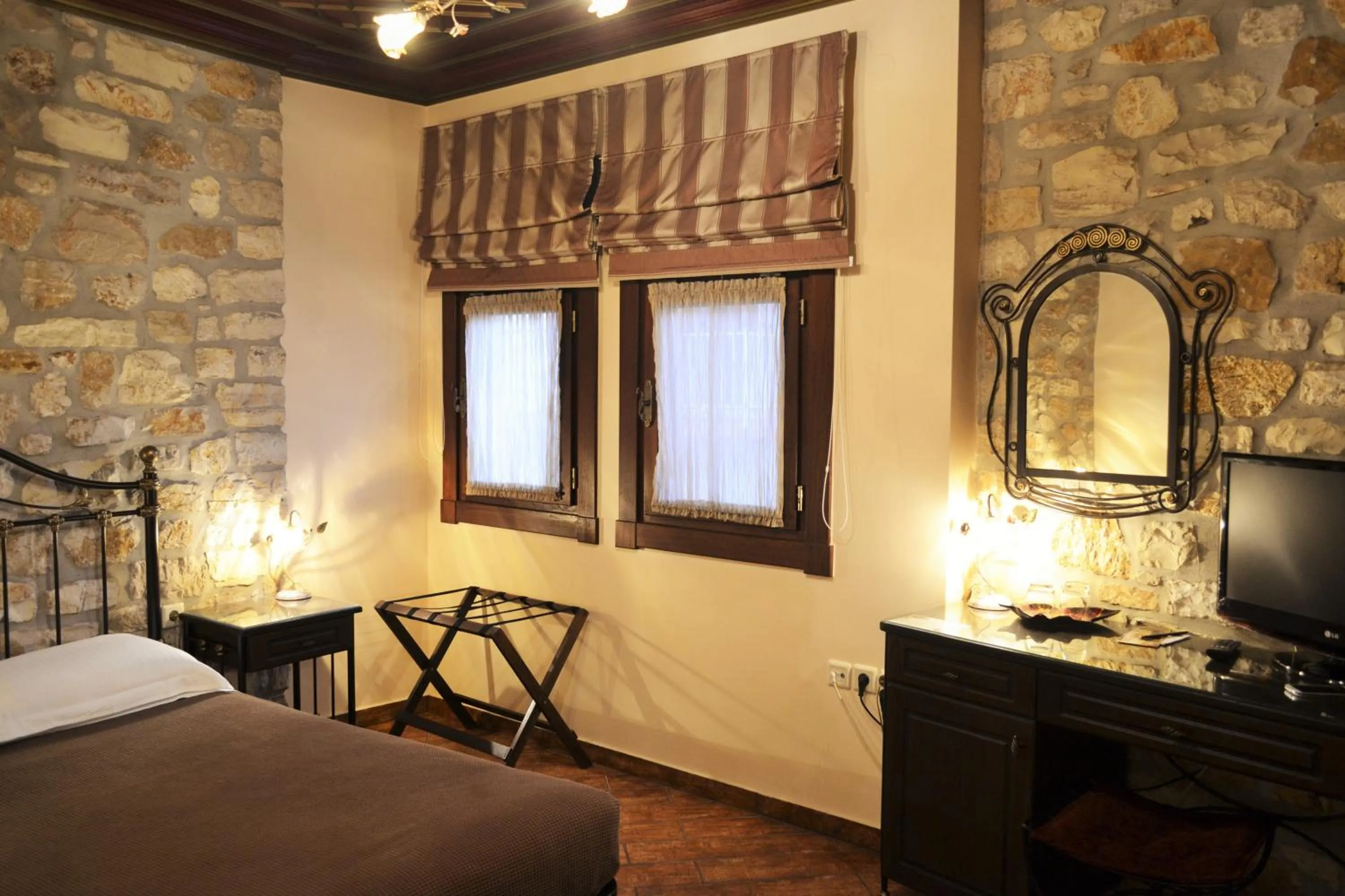 Photo of the whole room, Bed in Hagiati Guesthouse