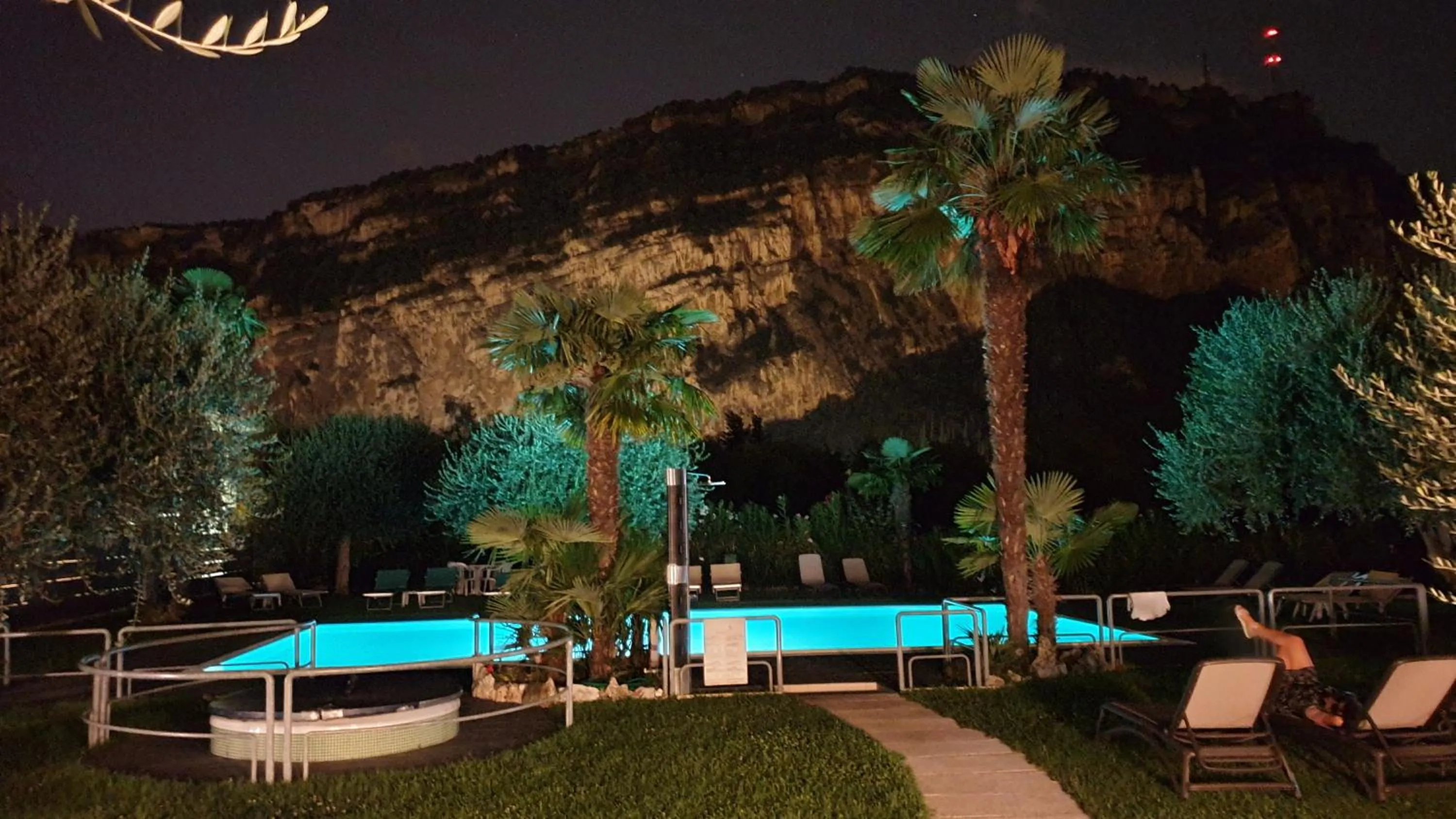 Night in Park Hotel Eden