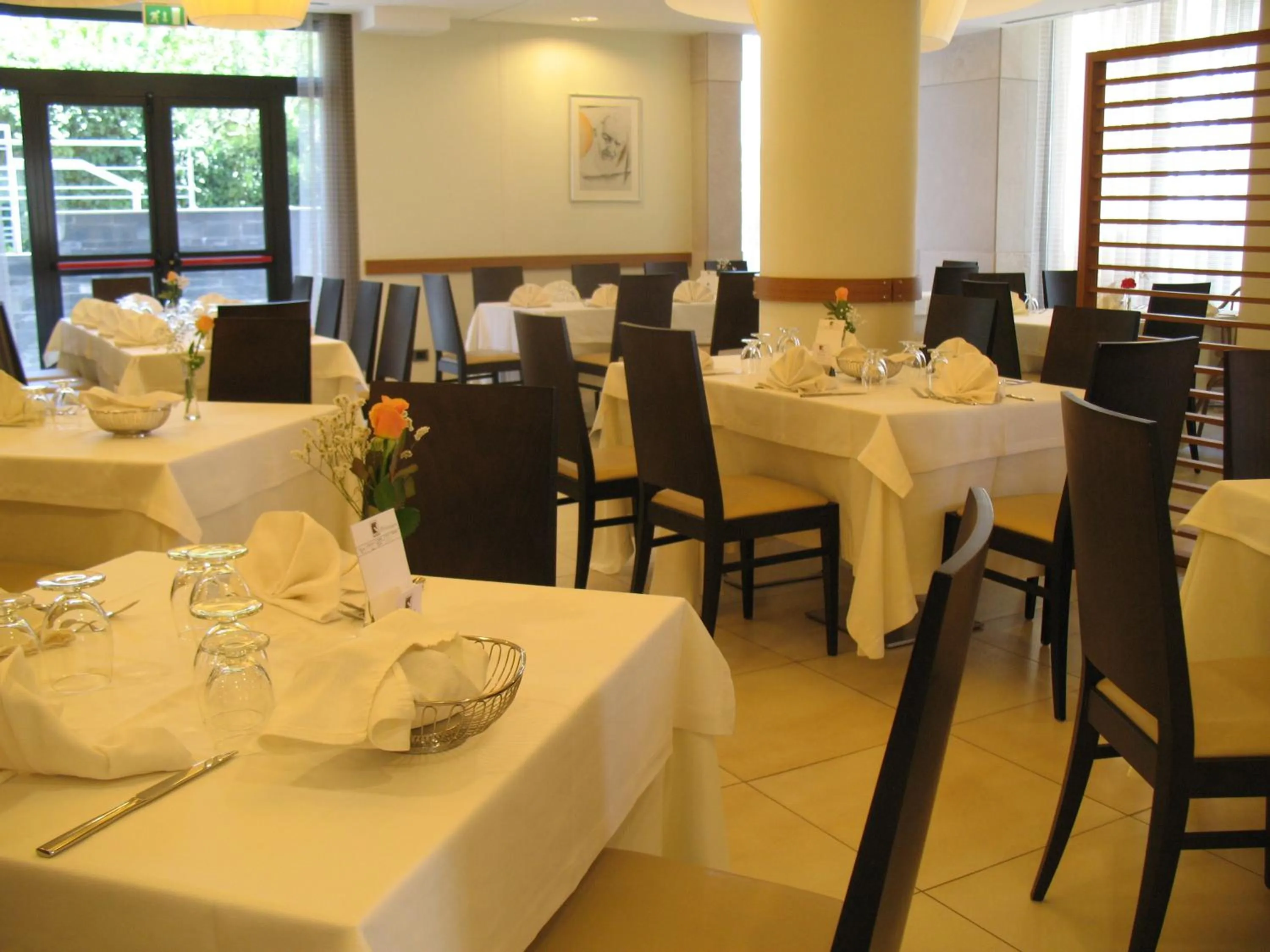 Restaurant/places to eat in Hotel Vittoria