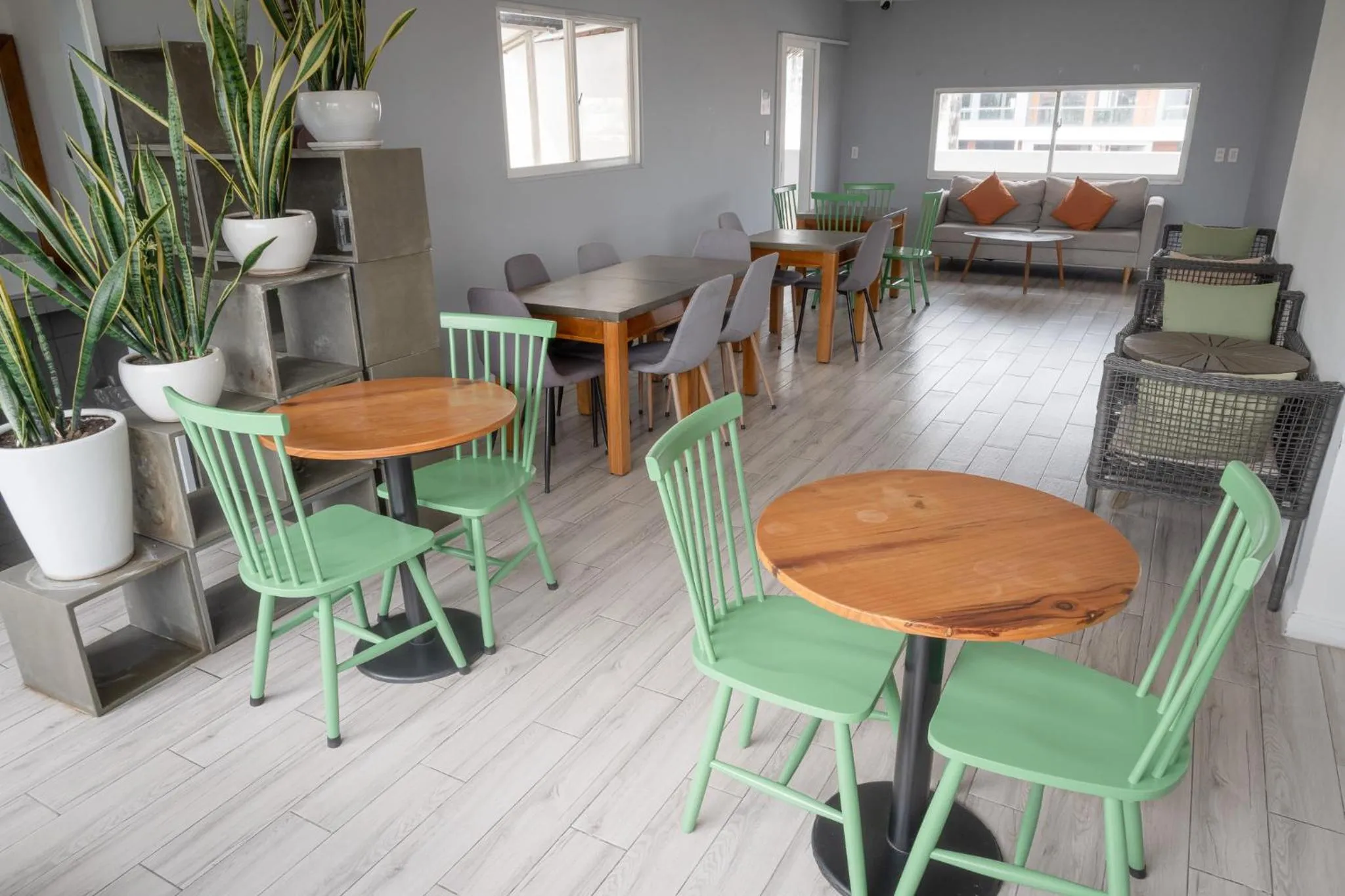 Communal kitchen in Common Inn Thao Dien