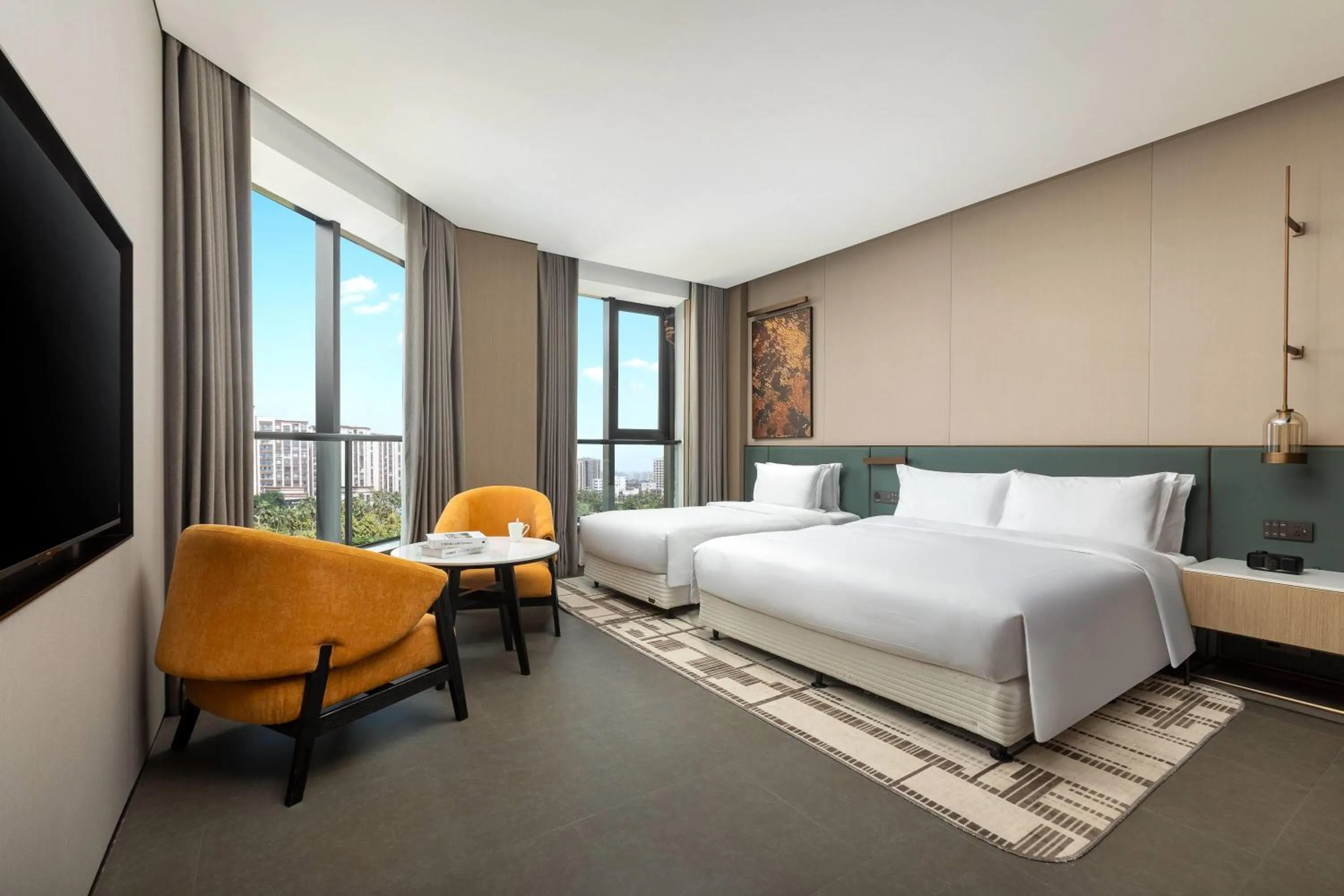 Photo of the whole room, Bed in Days Hotel by Wyndham Haikou Meilan Airport