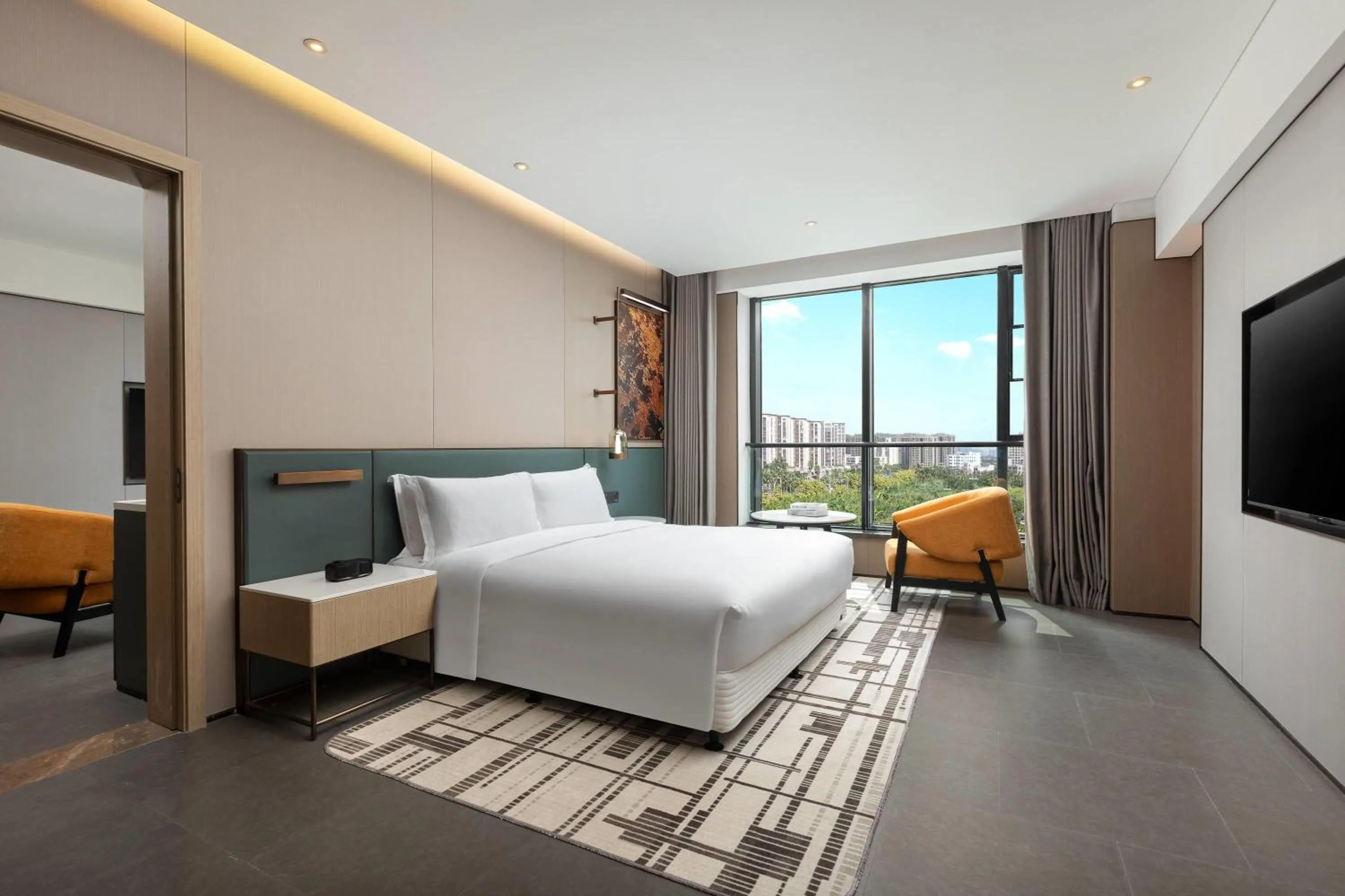 Photo of the whole room, Bed in Days Hotel by Wyndham Haikou Meilan Airport