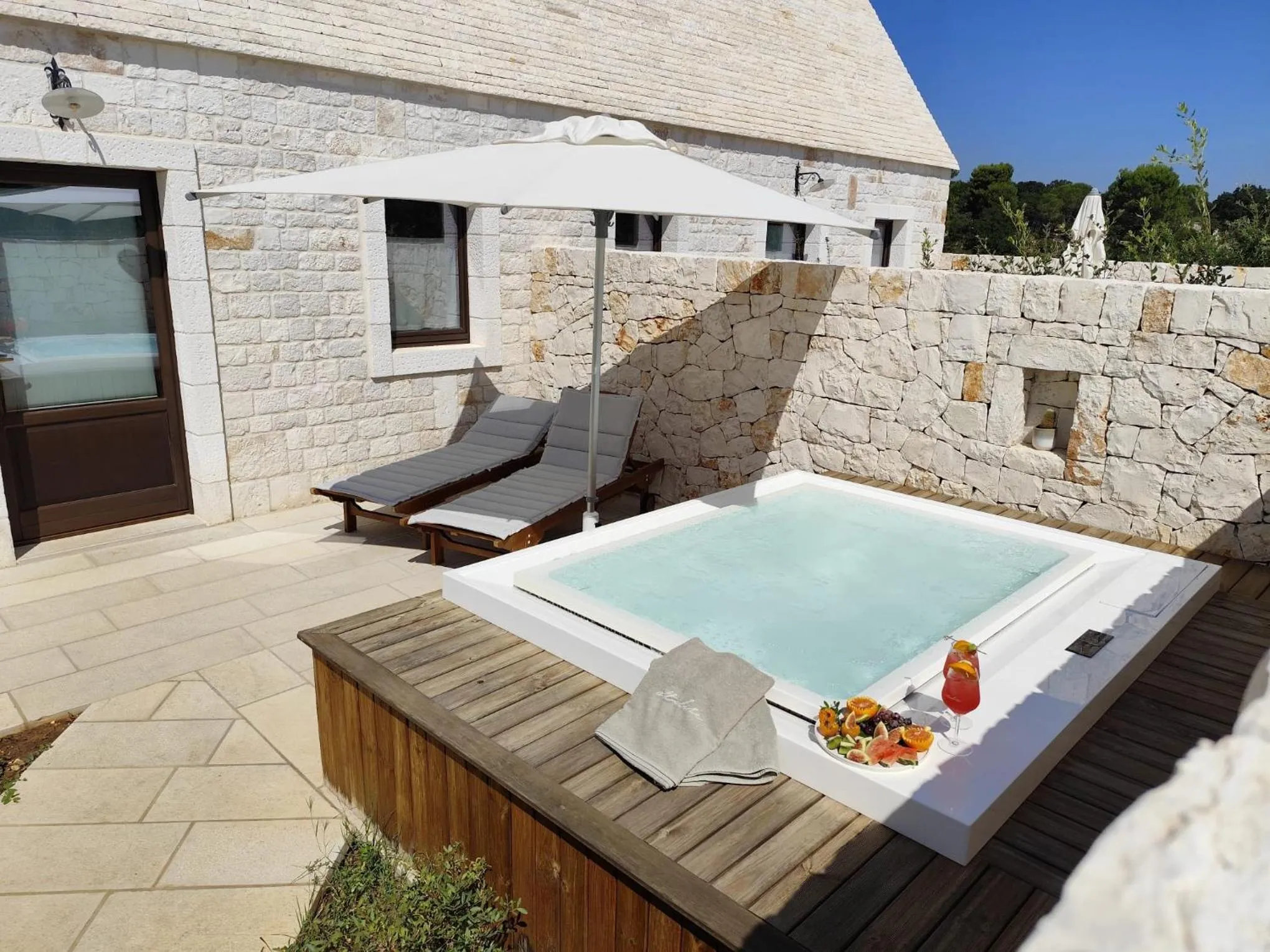 sunbed in Ottolire Resort