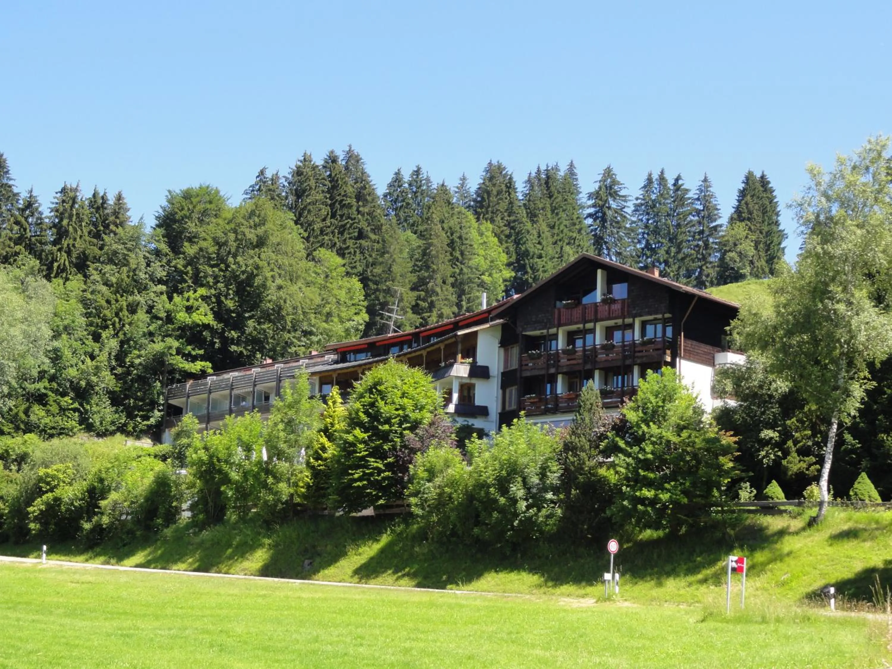 Facade/entrance in Rothenfels Panorama Hotel