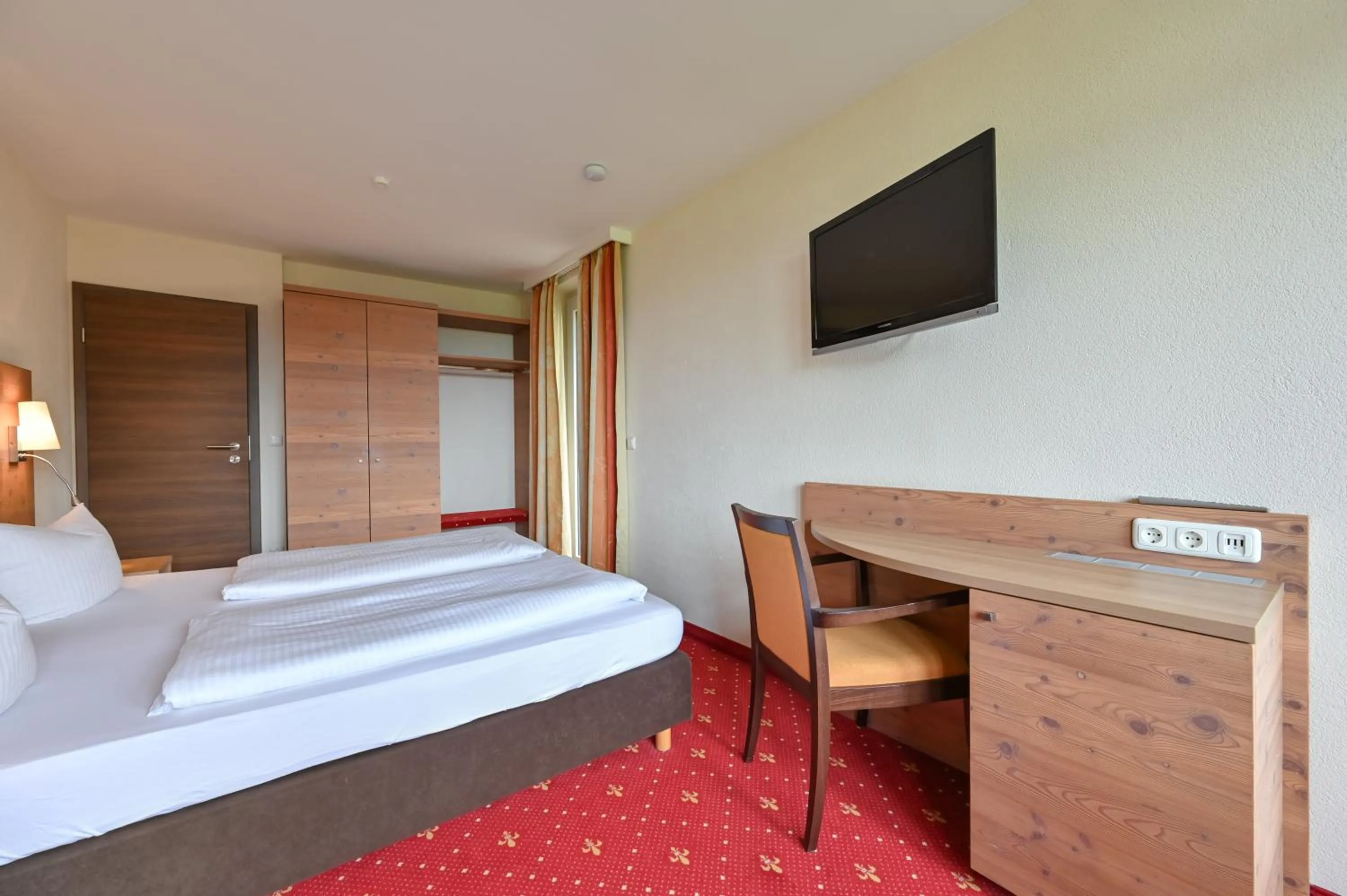 Bedroom, Bed in Rothenfels Panorama Hotel