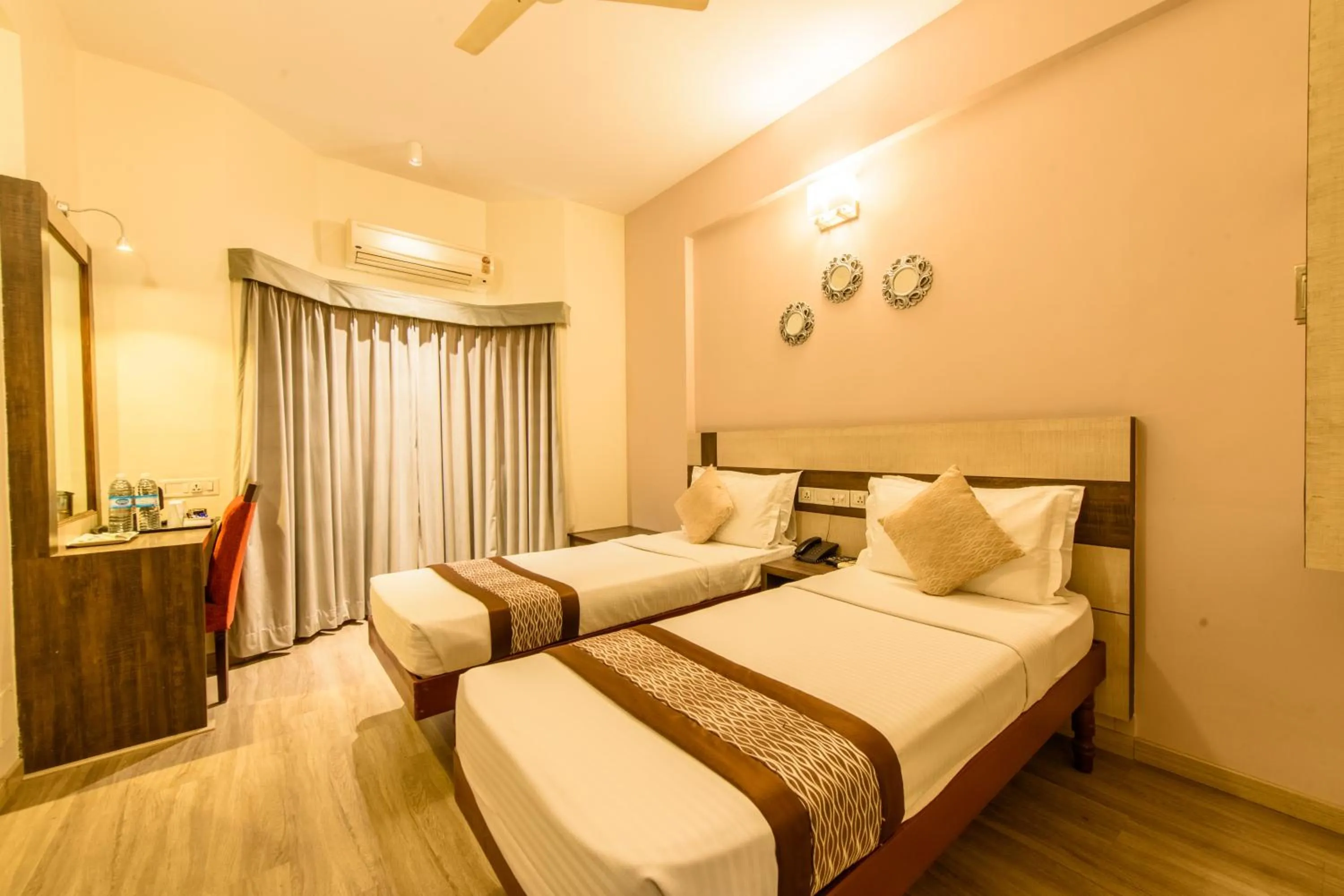 Bedroom, Bed in Bangalore Gate Hotel & Conferences