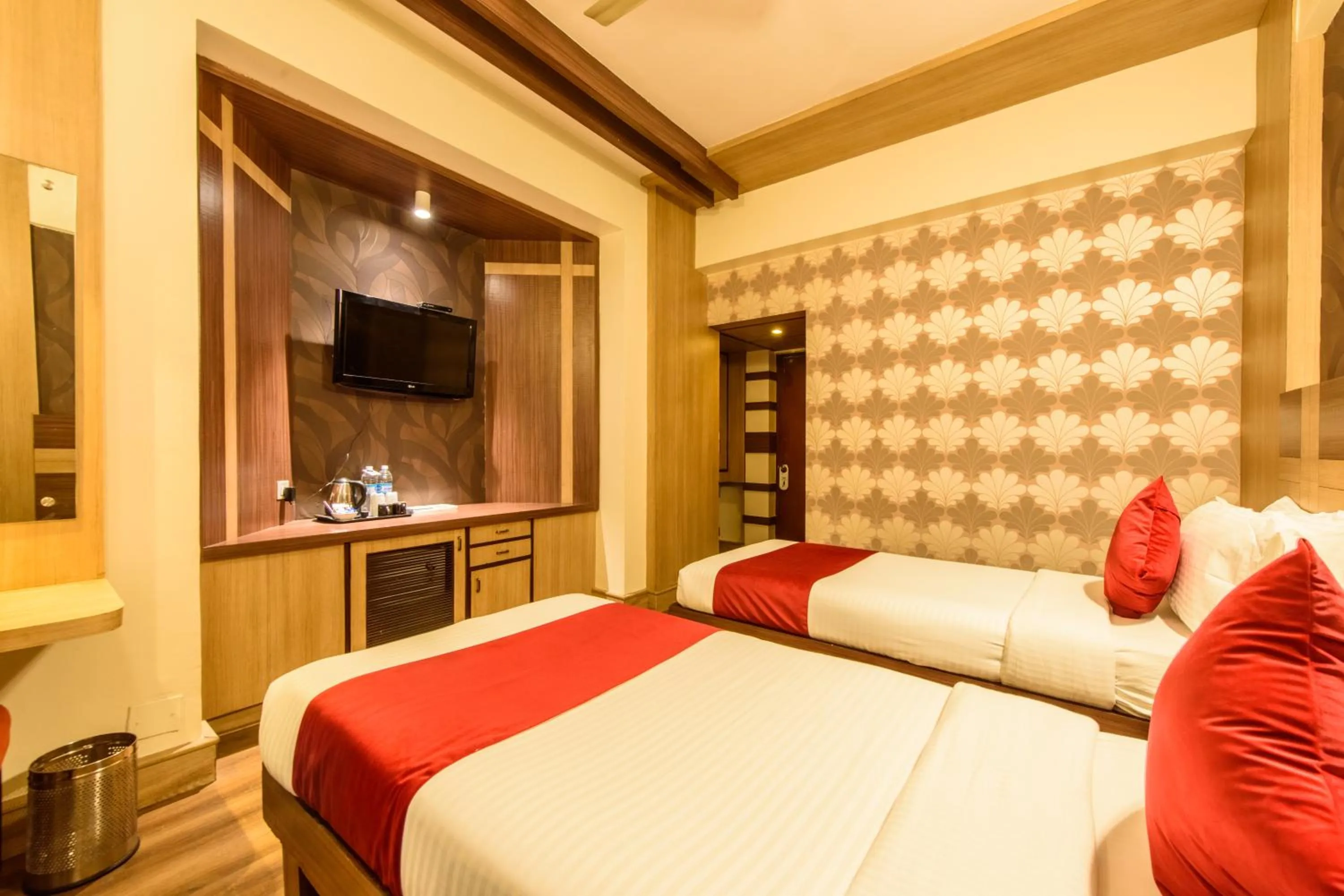 Bedroom, Bed in Bangalore Gate Hotel & Conferences